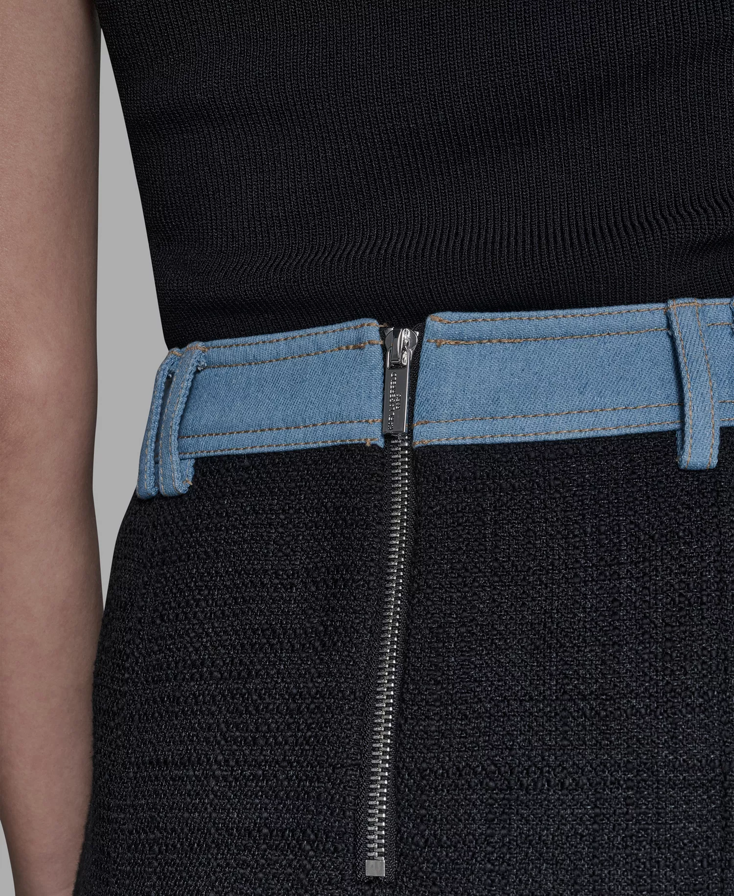 Women's Tweed Denim Mini Skirt - Black/Ice Blue - 10