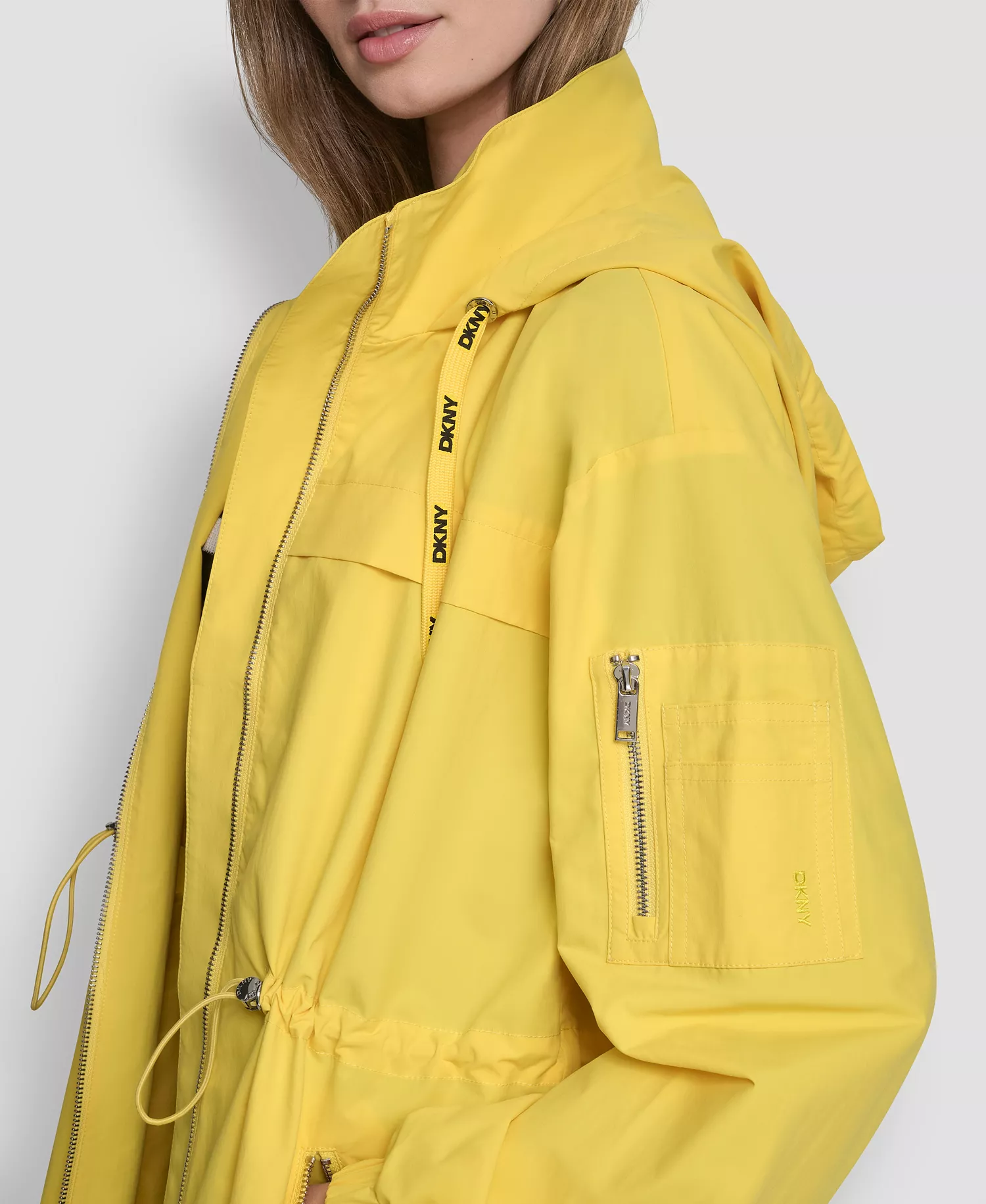 Women's 1989 Logo Hooded Walker Anorak Jacket - Taxi Cab Yellow - L