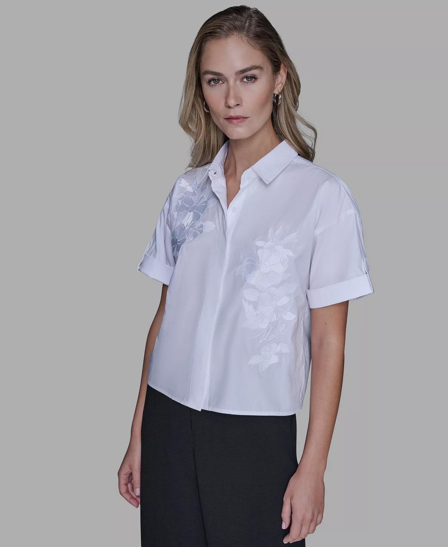 Women's Solid Floral Top - White - L