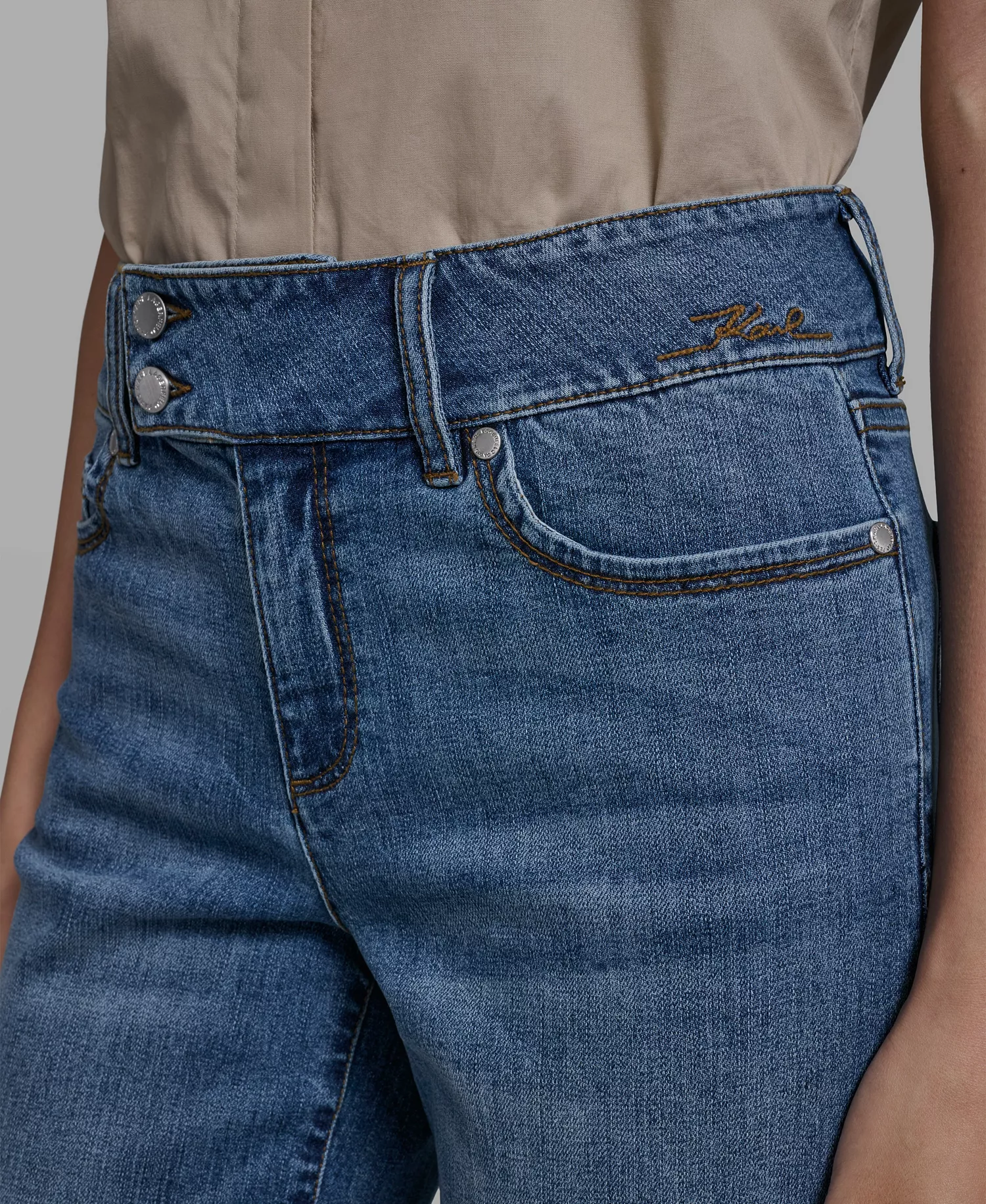 Women's Scallop Cropped Denim Pants - Costal Blue - 0