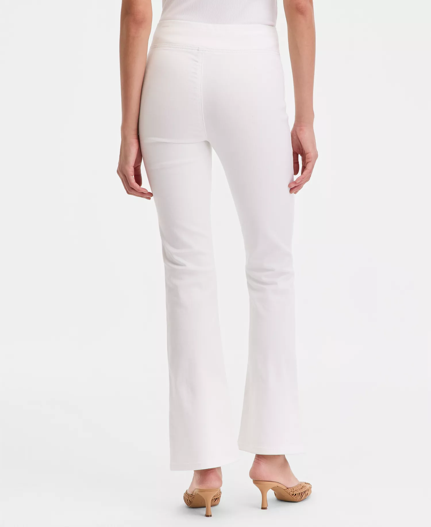 Women's High-Rise Pull-On Bootcut Jeans, Macy's Exclusive - Bright White - 0