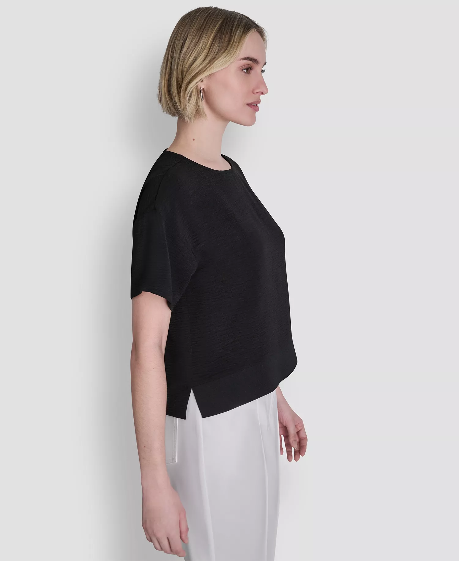 Women's Textured Woven Short-Sleeve Crew Neck Top - Black - L