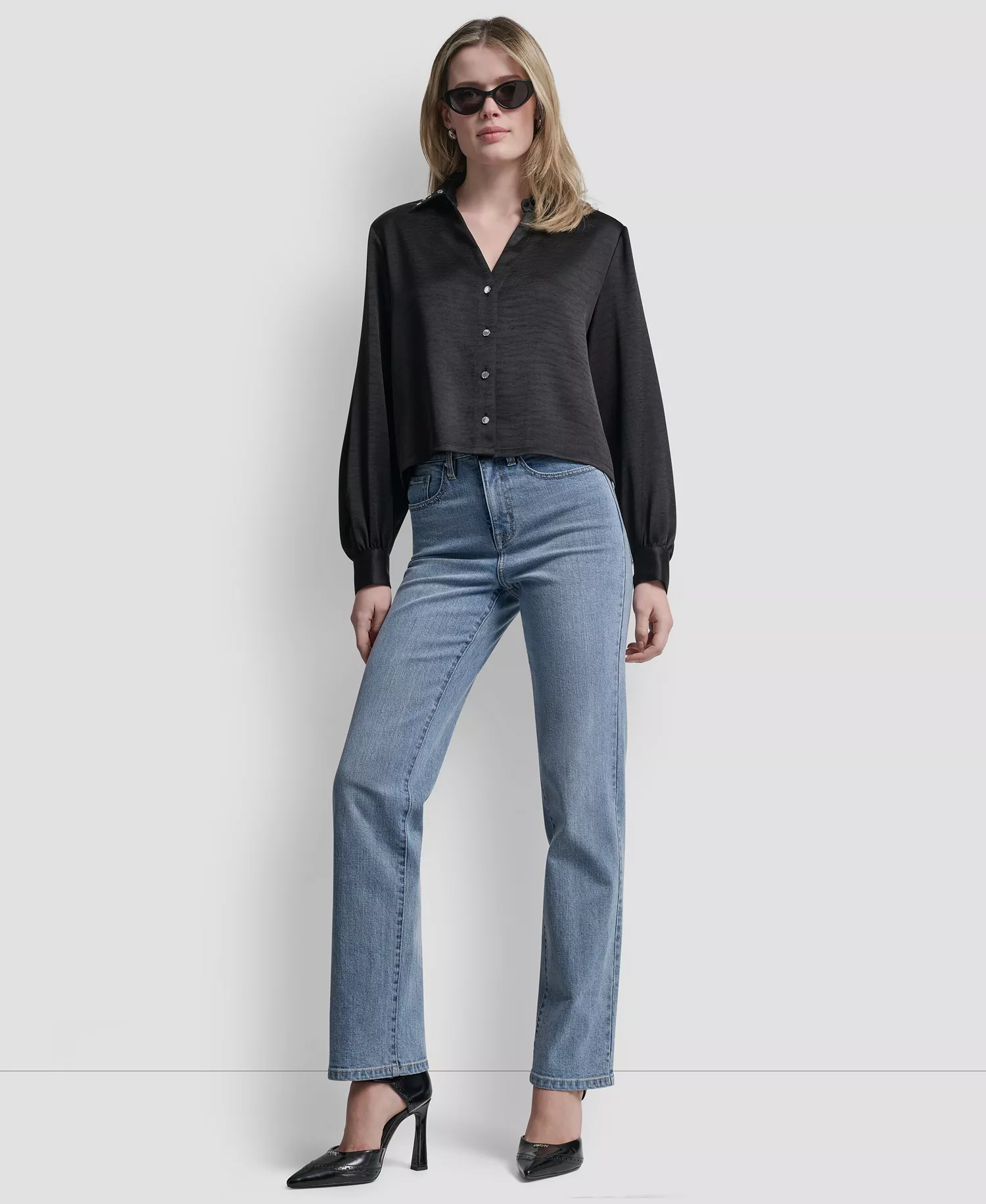Women's Studded Collar V-Neck Shirt - Black - L