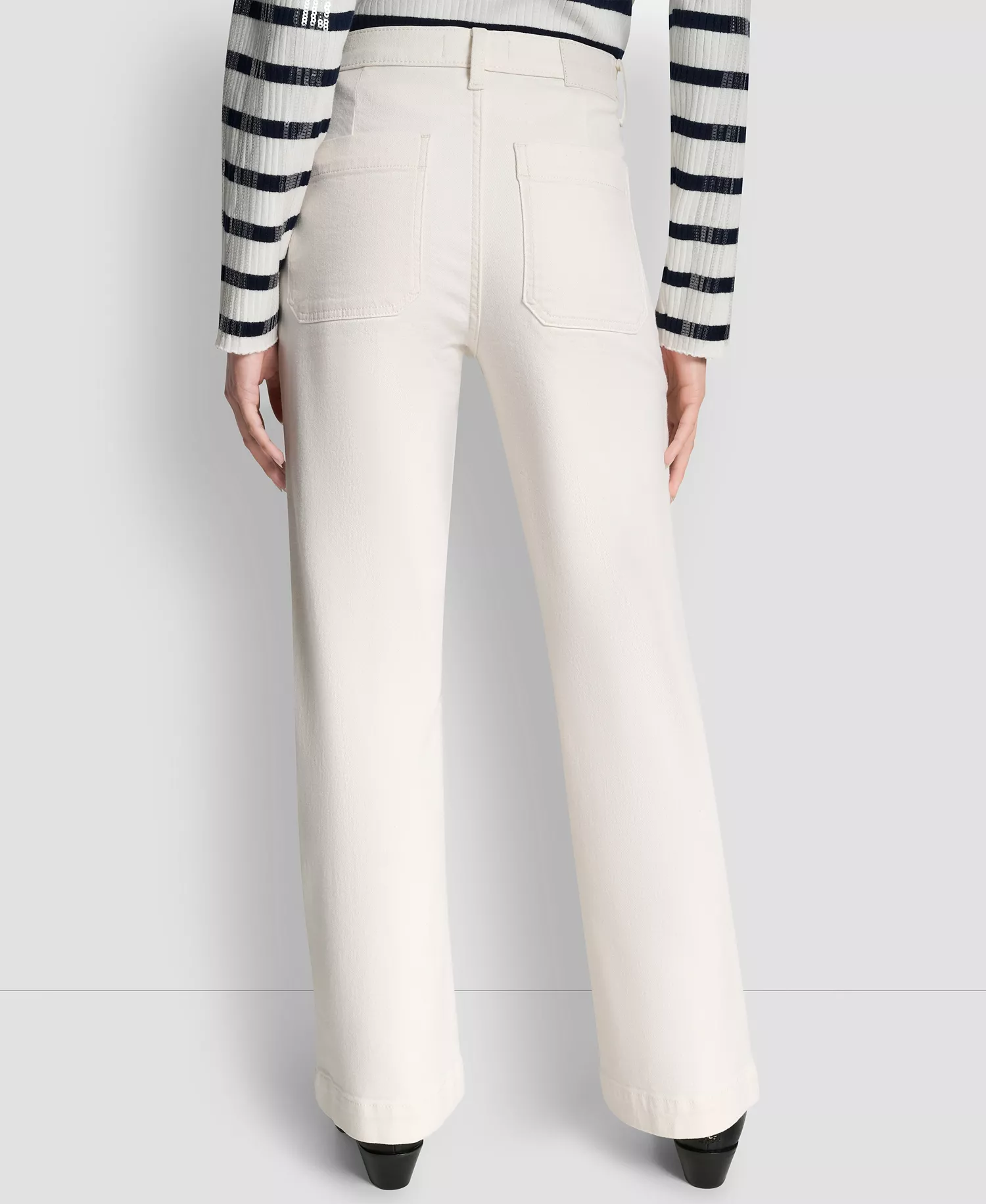 Women's High-Rise Relaxed Flare Jeans - Ecru - 24