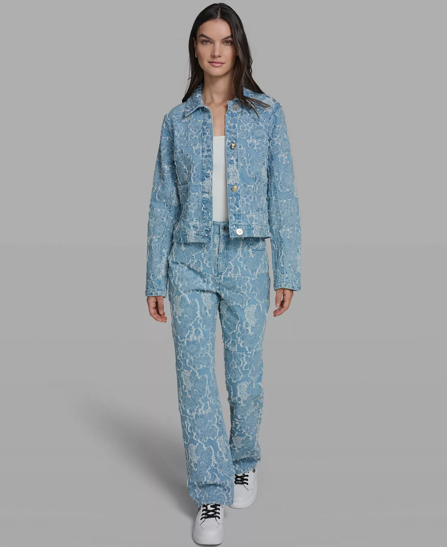 Women's Collared Long-Sleeve Floral Print Denim Jacket - Sky Blue - L