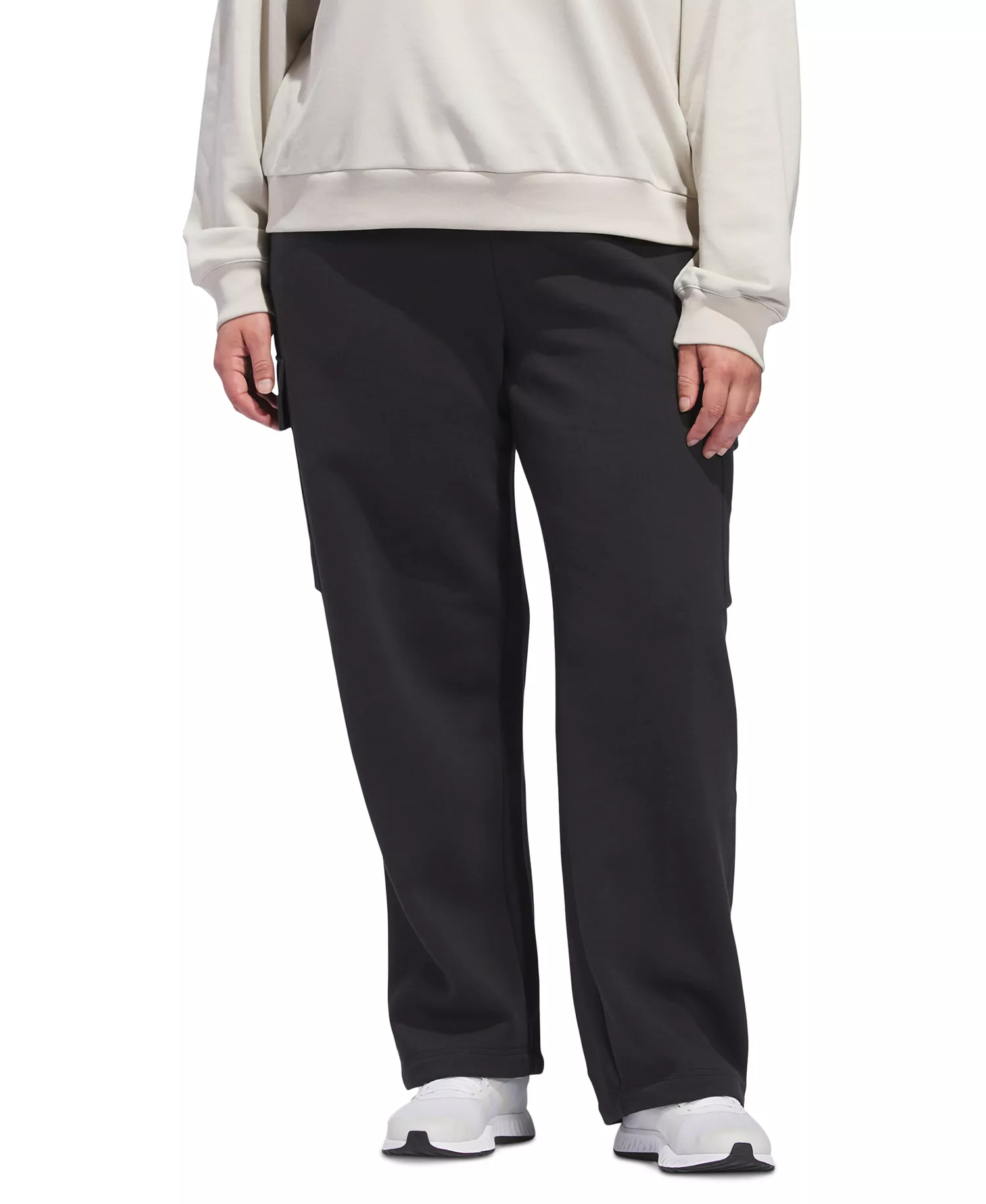Plus Size Essentials Fleece Logo Cargo Pants - Black - 1X
