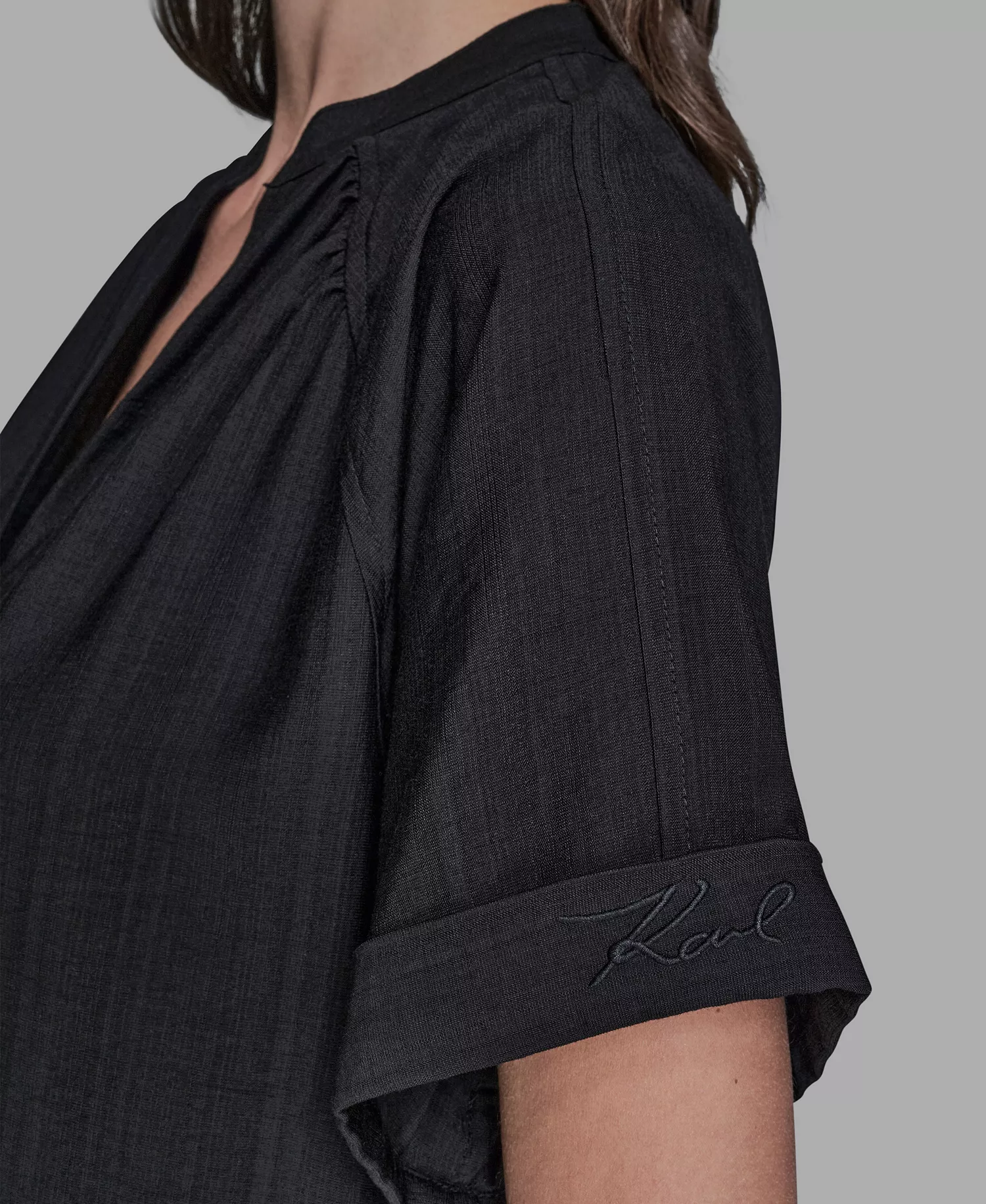 Women's Drop Shoulder Top - Black - L