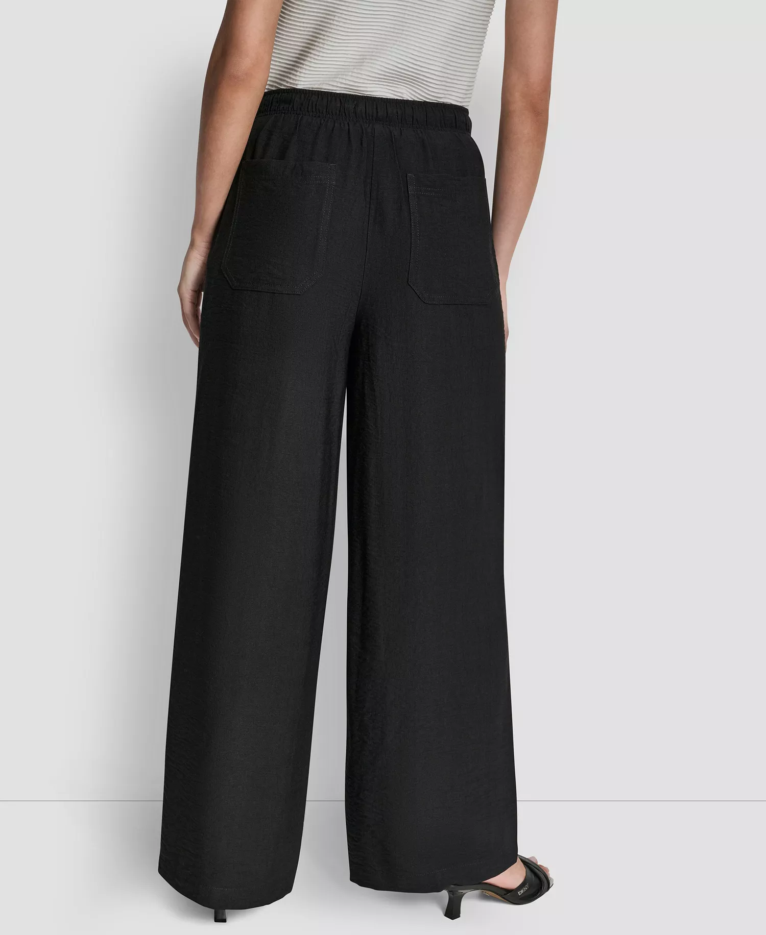 Women's Seam Crinkle Pull-On Pants - Black - L