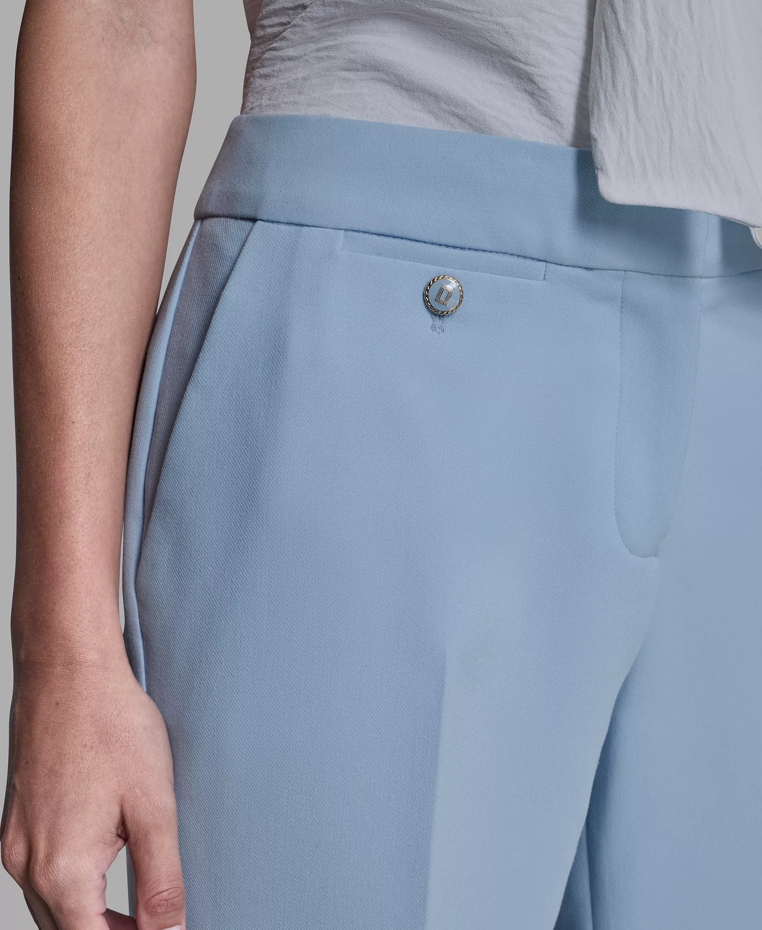Women's Flared Invisible Zipper Pants - Blue Aura - 0