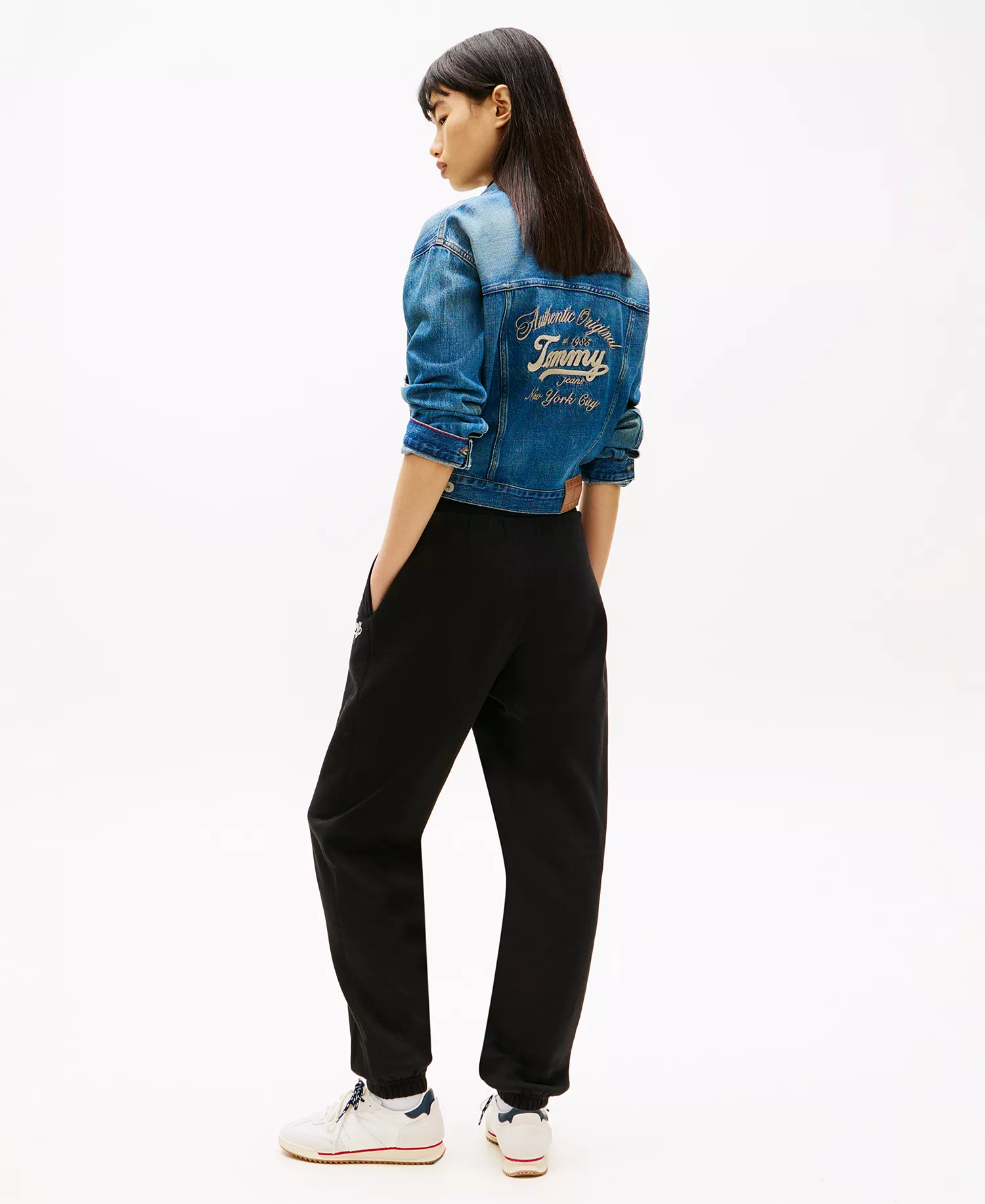 Women's Relaxed Fit Pull-On Sweatpants - Black - L