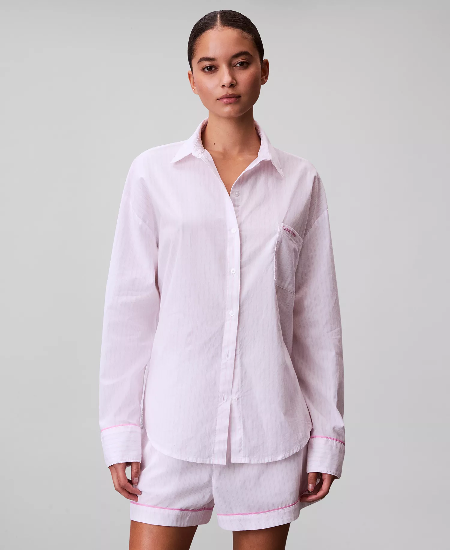 Women's Poplin Mid-Rise Shorts - Classic White Stripe - L