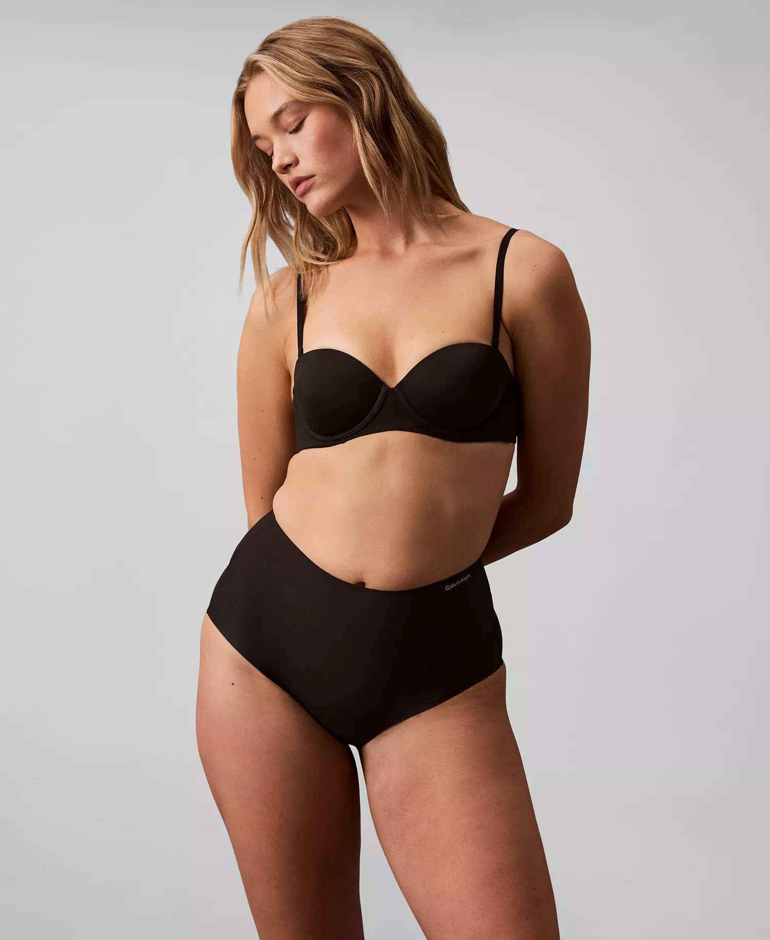 Women's Second Skin Light Smoothing Brief Underwear QF8156 - Black - L