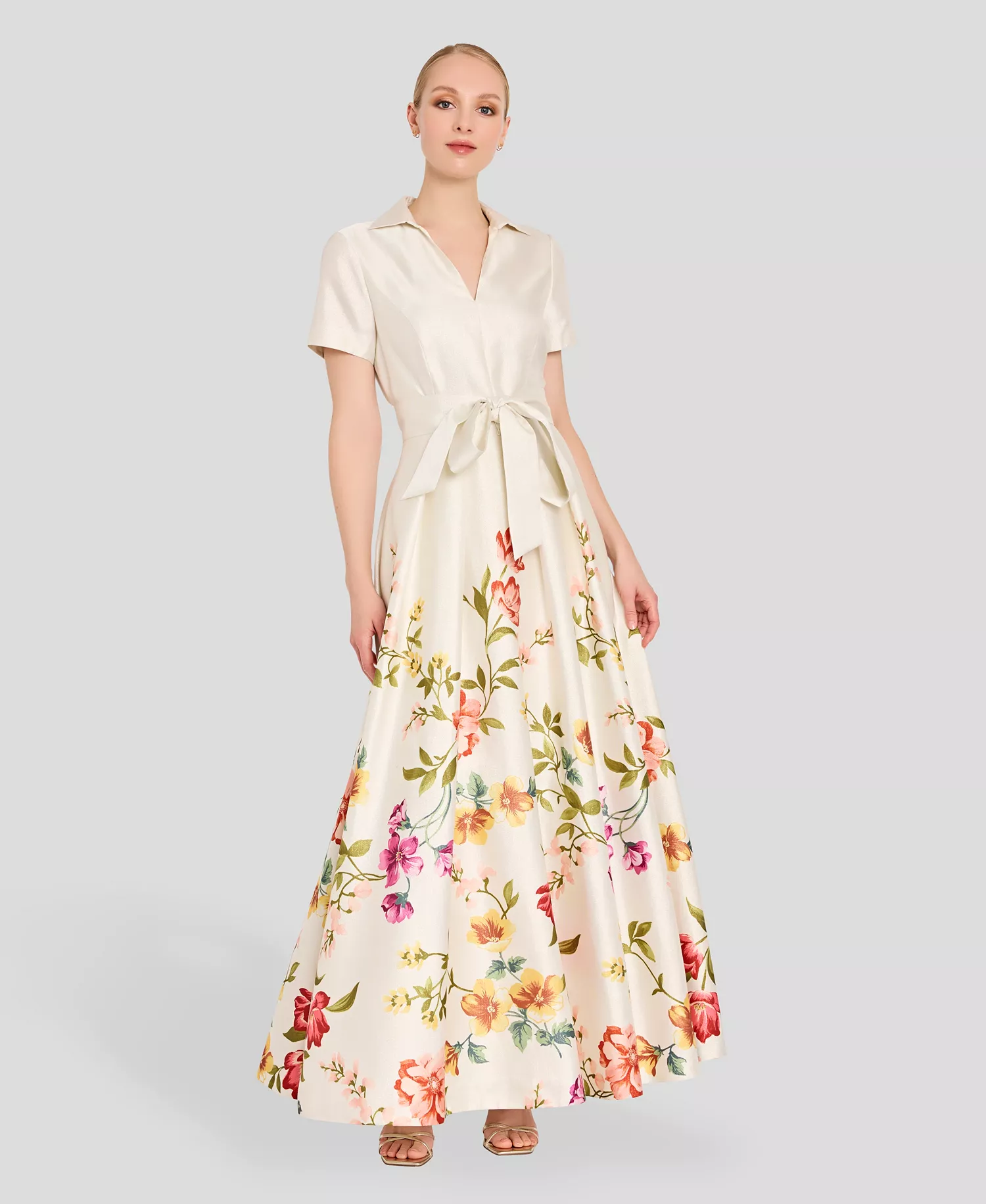Women's V-Neck Short-Sleeve Printed Gown - Cream Blush - 10