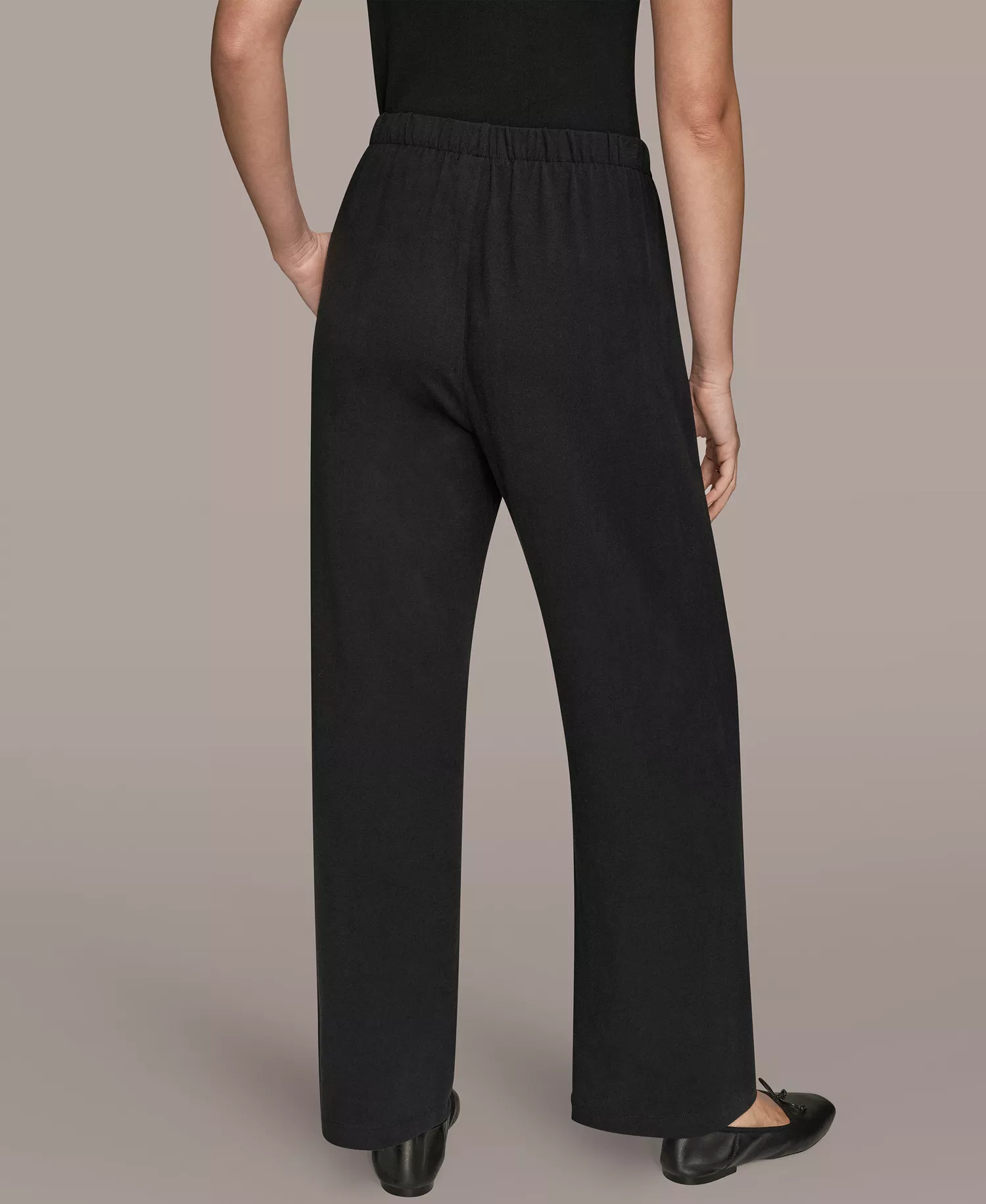 Women's Brushed Jersey High Rise Pleated Pull-On Pants - Black - L