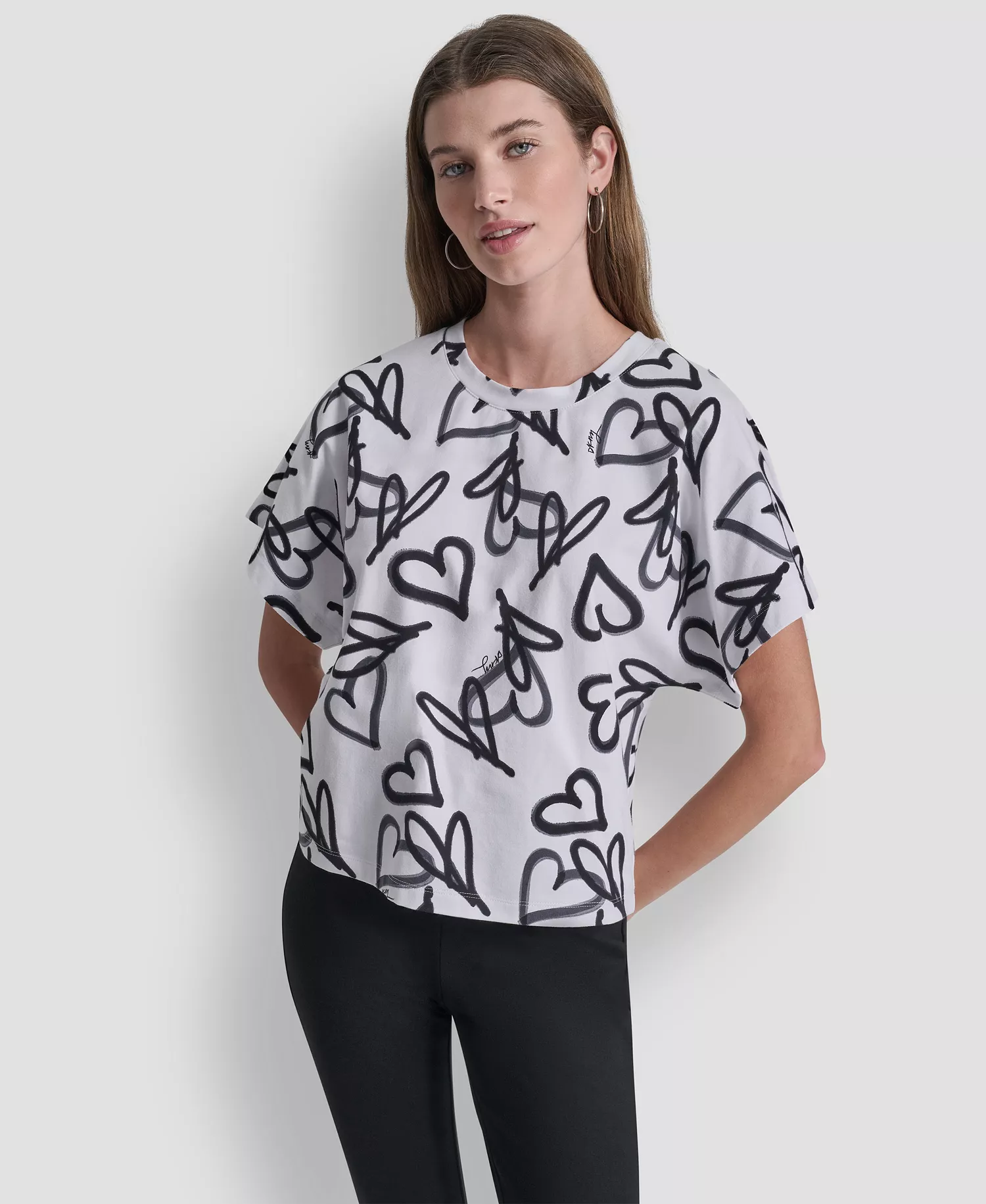 Women's Heart Print Short-Sleeve Crew Neck Top - Ivory Graffiti Heart - L