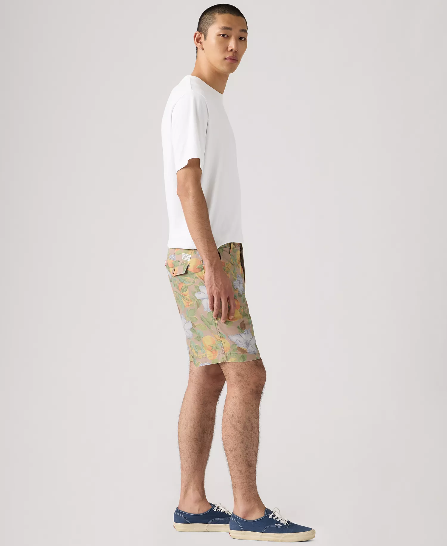 Premium Men's Authentic Regular-Fit 8" Chino Shorts - Beige - 29