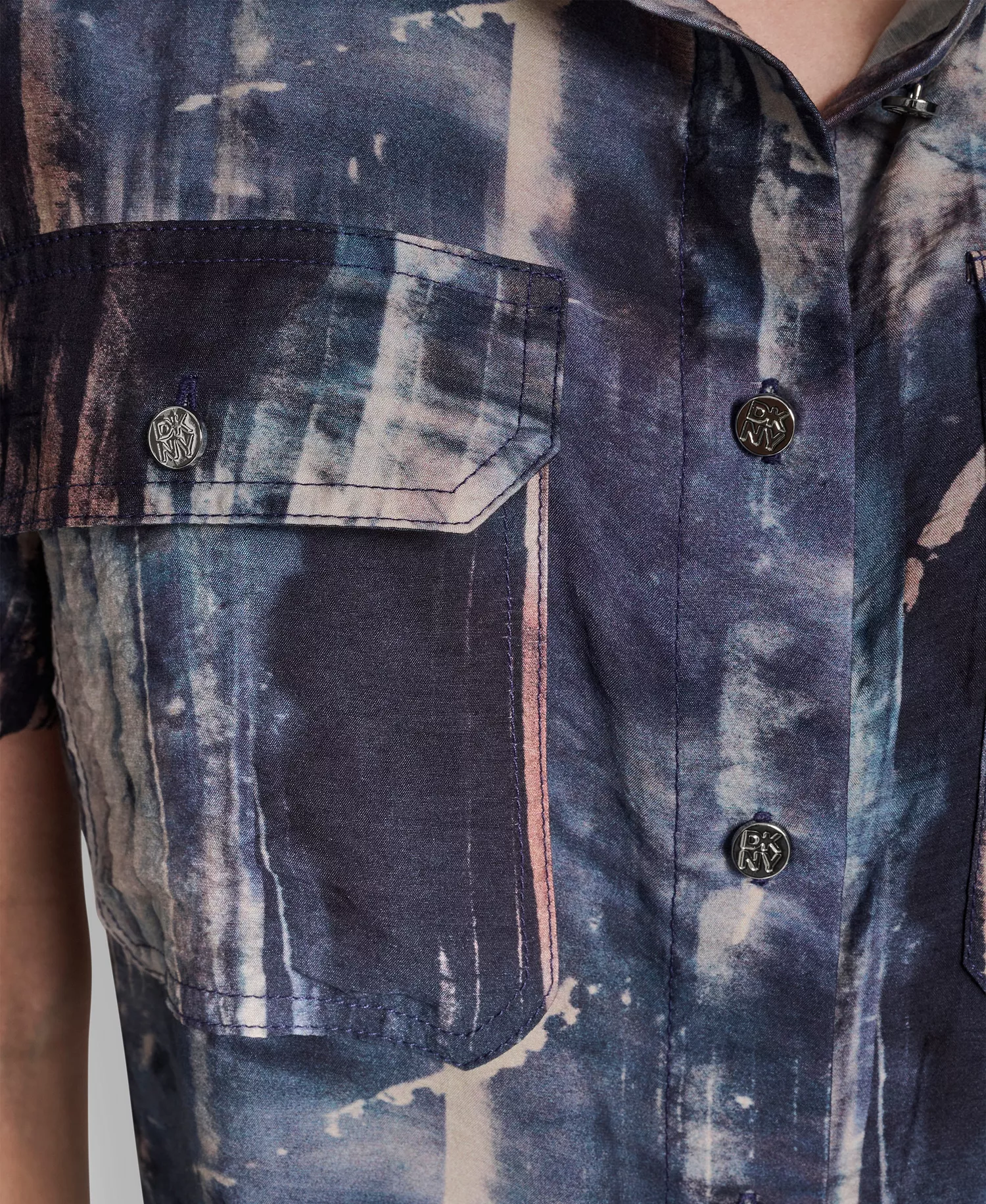 Women's Printed Camp Short Sleeve Shirt - Hudson Lights - L