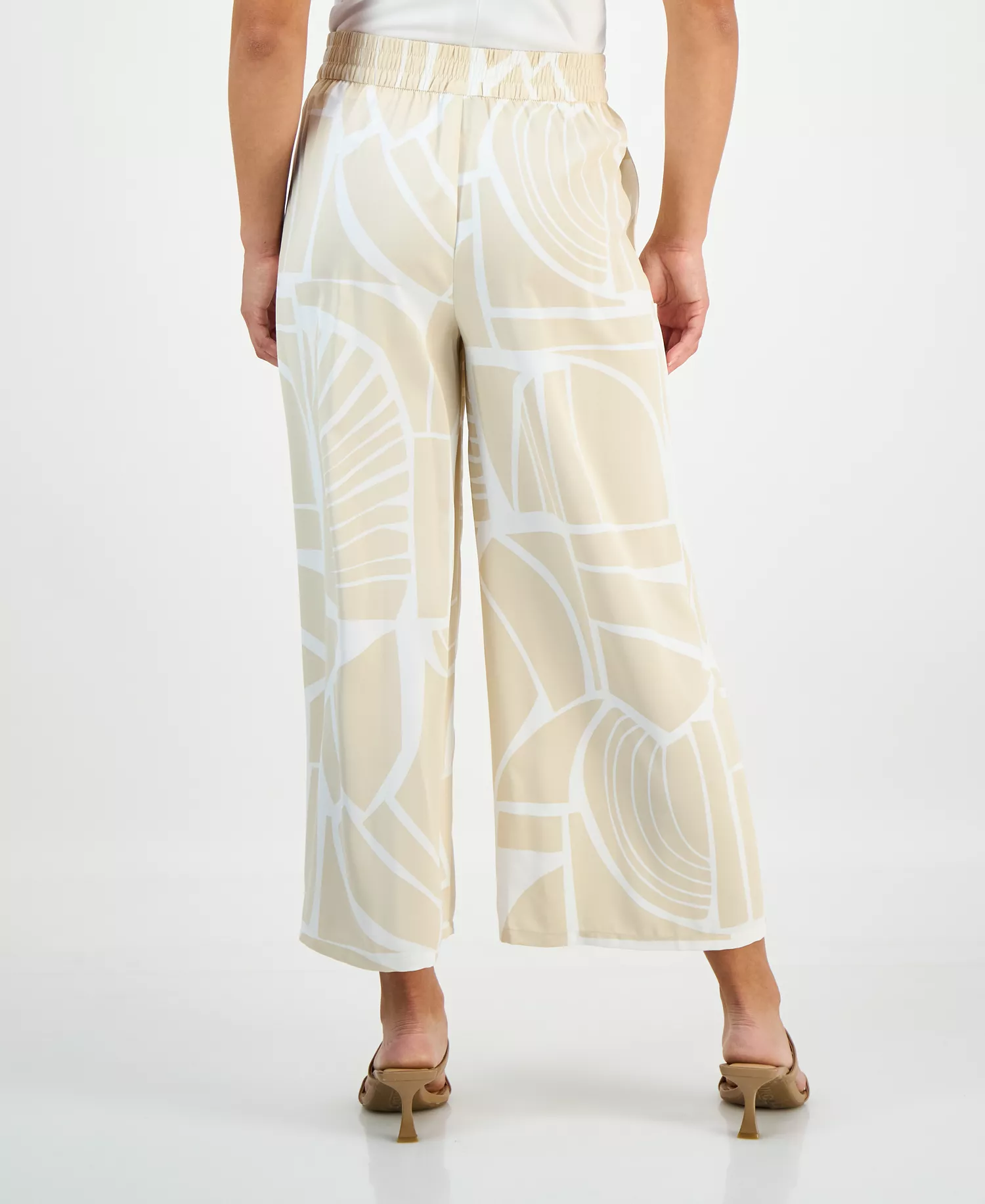 Petite Printed Cropped Pull-On Pants, Macy's Exclusive - Fae Geo Ne - P/L - Petite