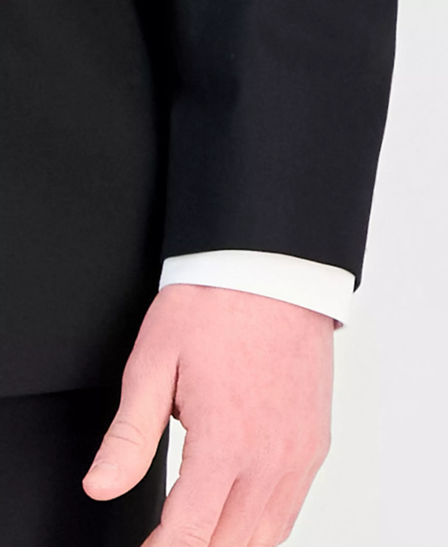 Men's Modern-Fit Wool Blend Nested Suit - Black - 36R