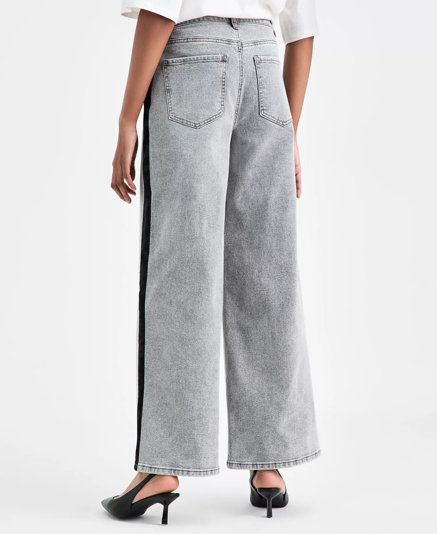 Women's High-Rise Side-Stripe Wide-Leg Jeans, Macy's Exclusive  - Light Ash - 0