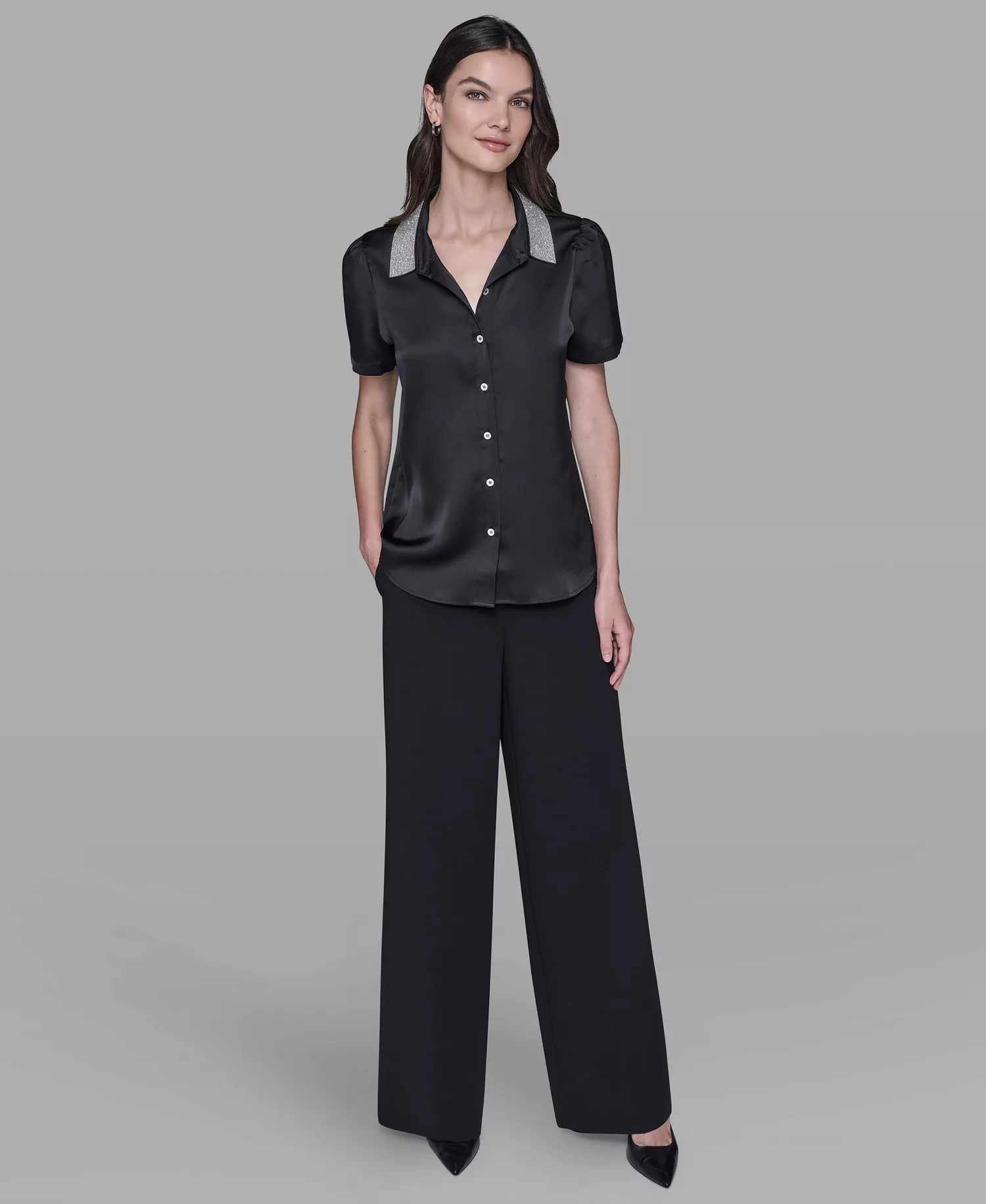 Women's Collar Rhinestone Embellished Short Sleeve Top - Black - M