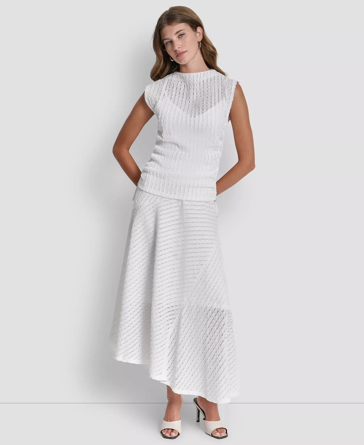 Women's Sleeveless Open Textured Top - Ivory - L