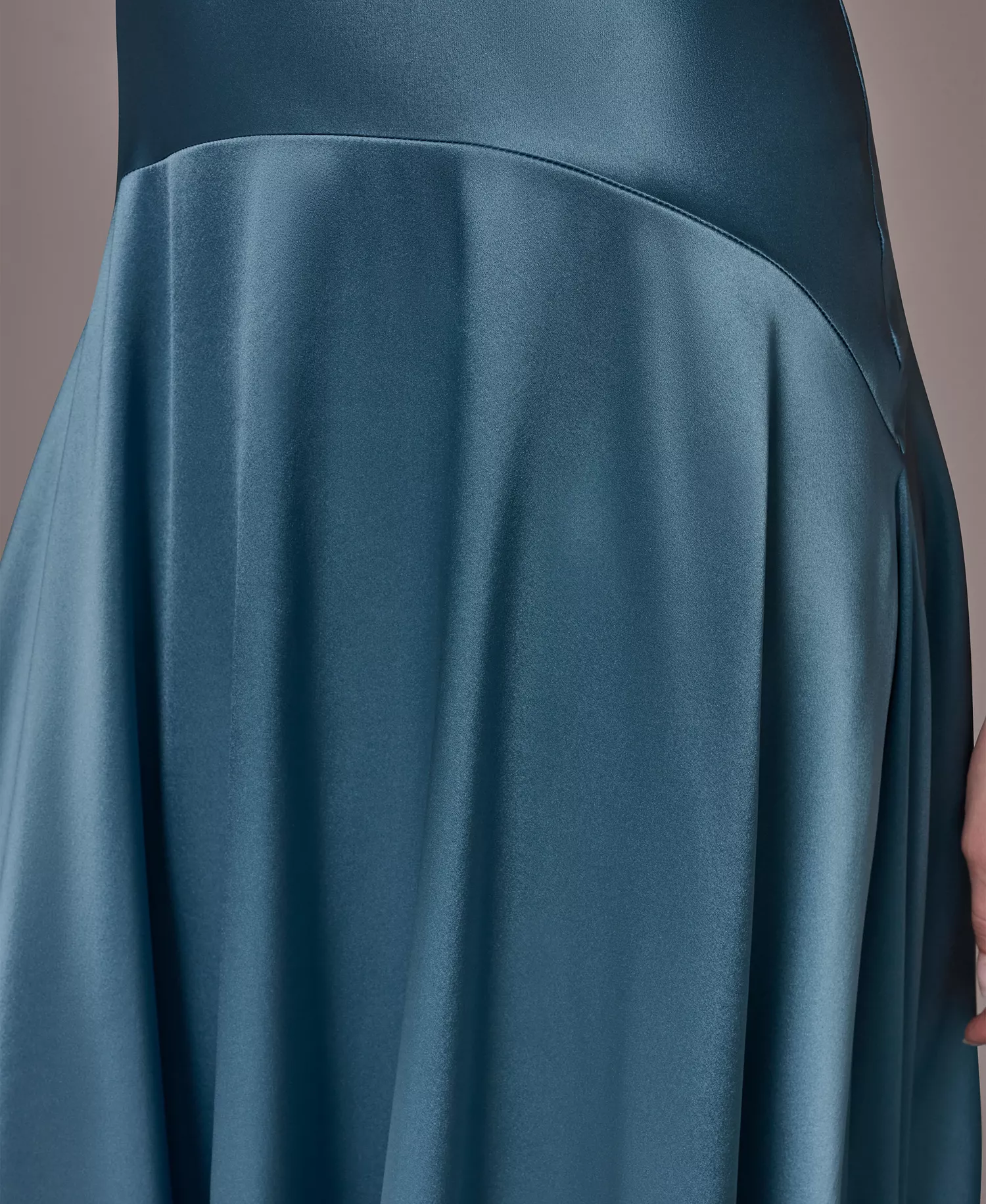 Women's Silk Sleeveless Boat Neck Midi Dress - Washed Indigo - 10