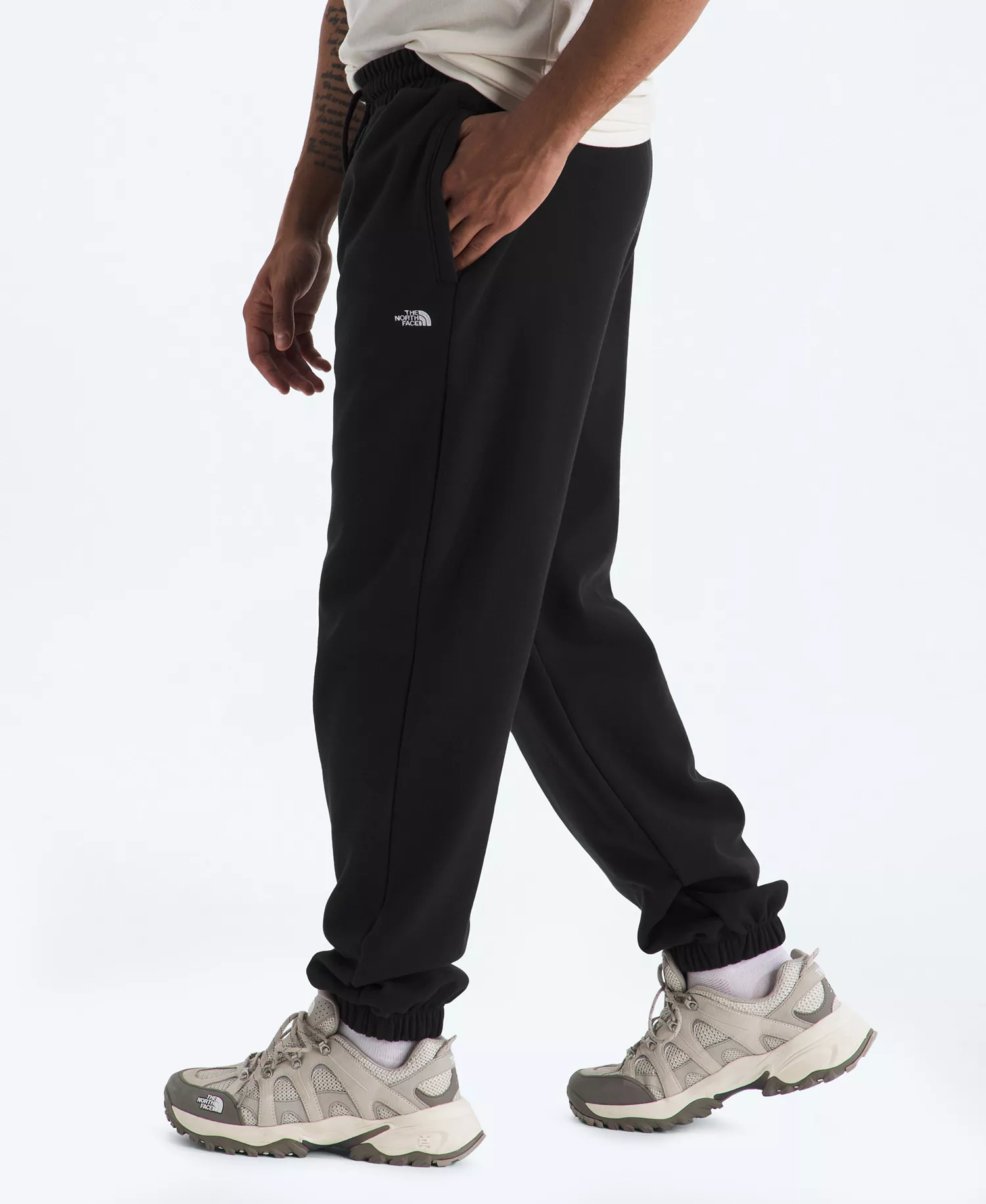 Men's Essential Simple Dome Regular-Fit Pants - Black - L