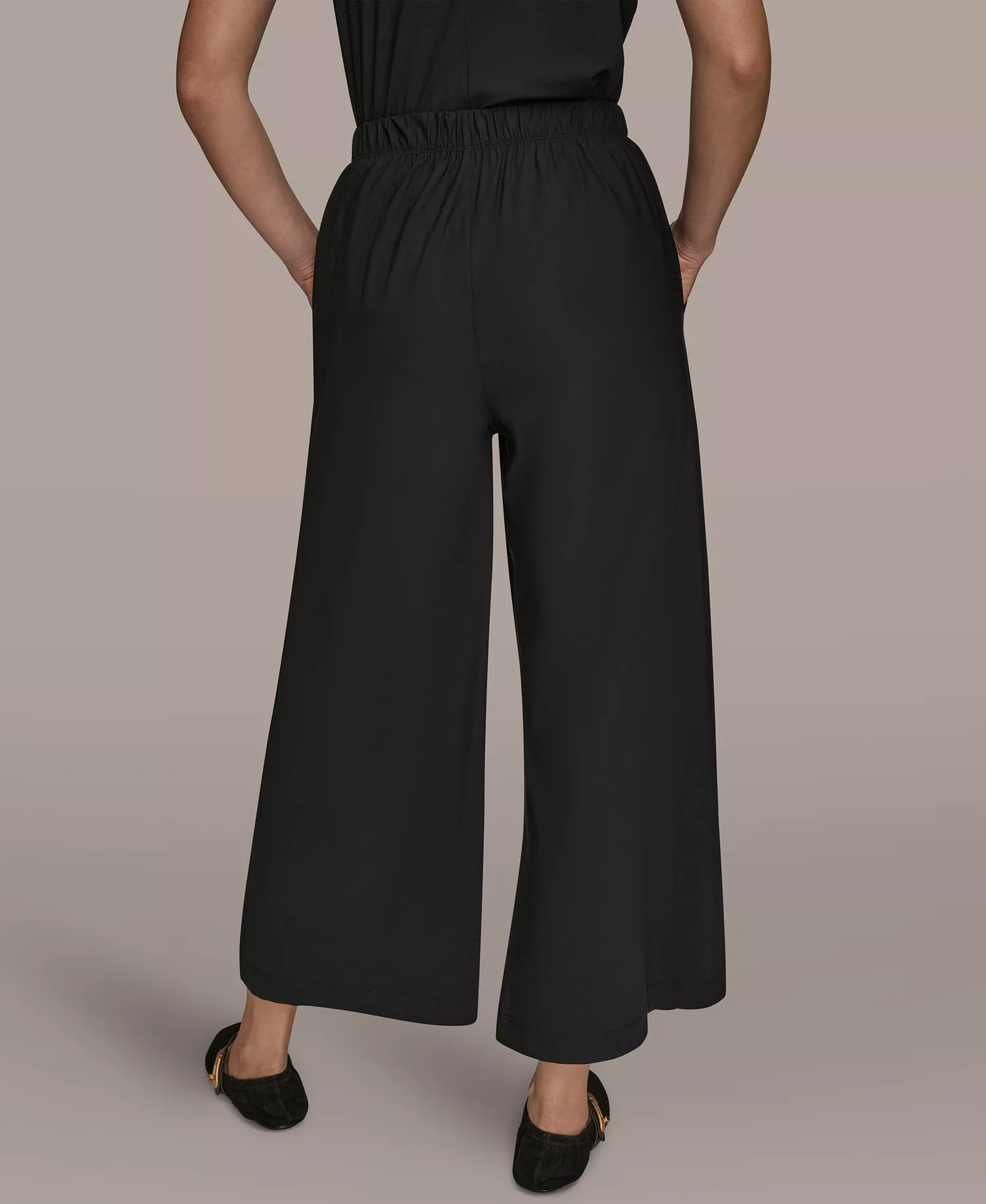 Women's 4-way Stretch Knit Mid Rise Ankle Pants - Black - L