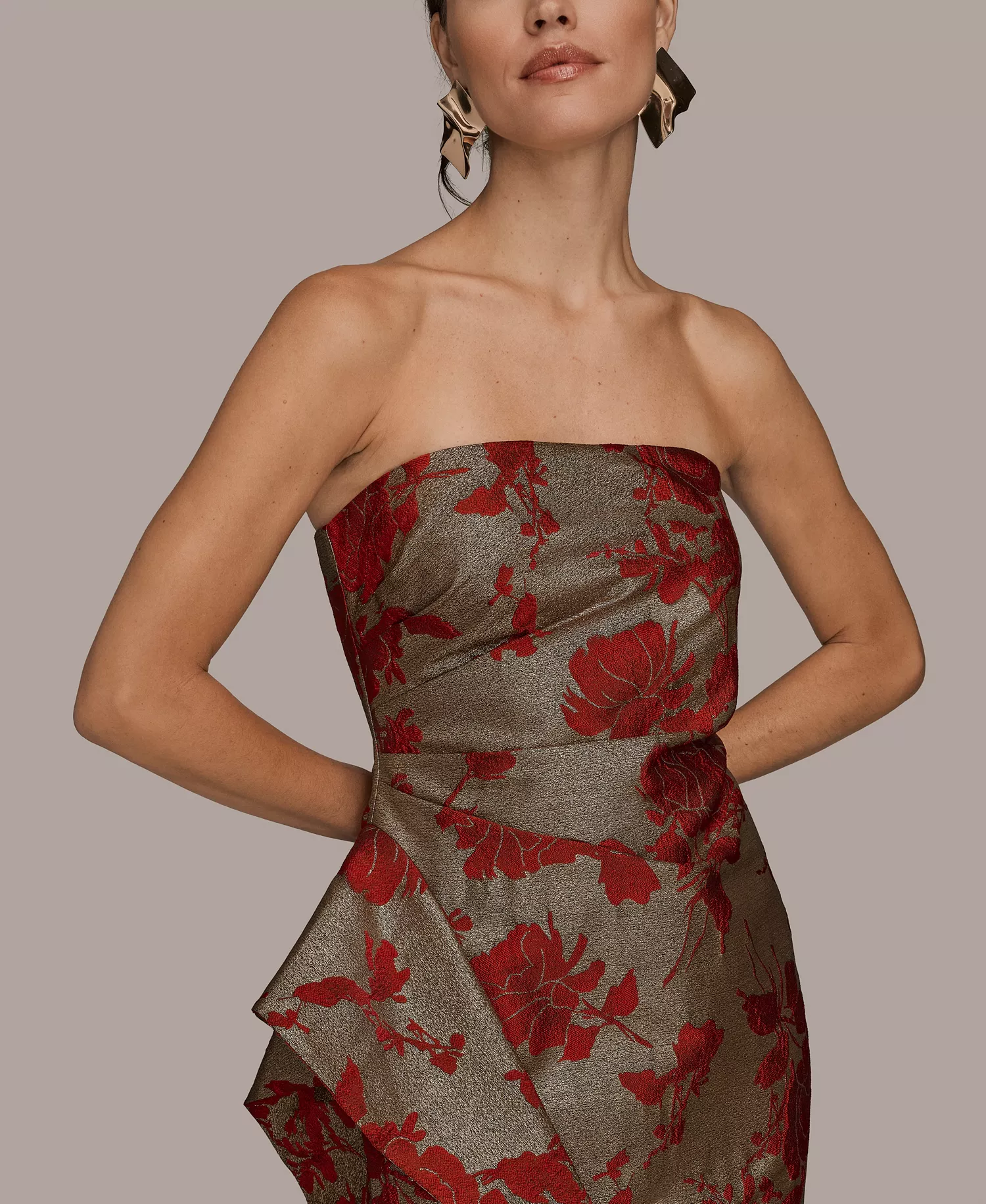 Women's Strapless Floral Gathered Ruffled Gown with Split Hem Dress - Gold/Autumn Red - 10