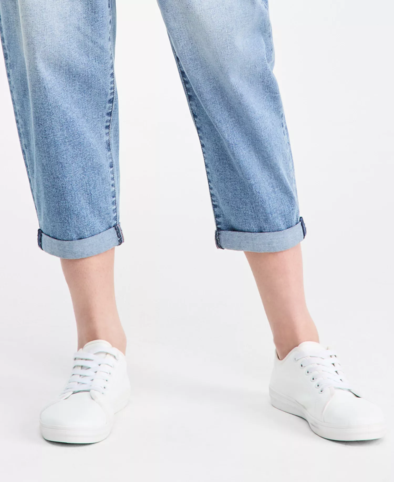 Women's Belted Carrot Jeans - Cruise Blue - 10