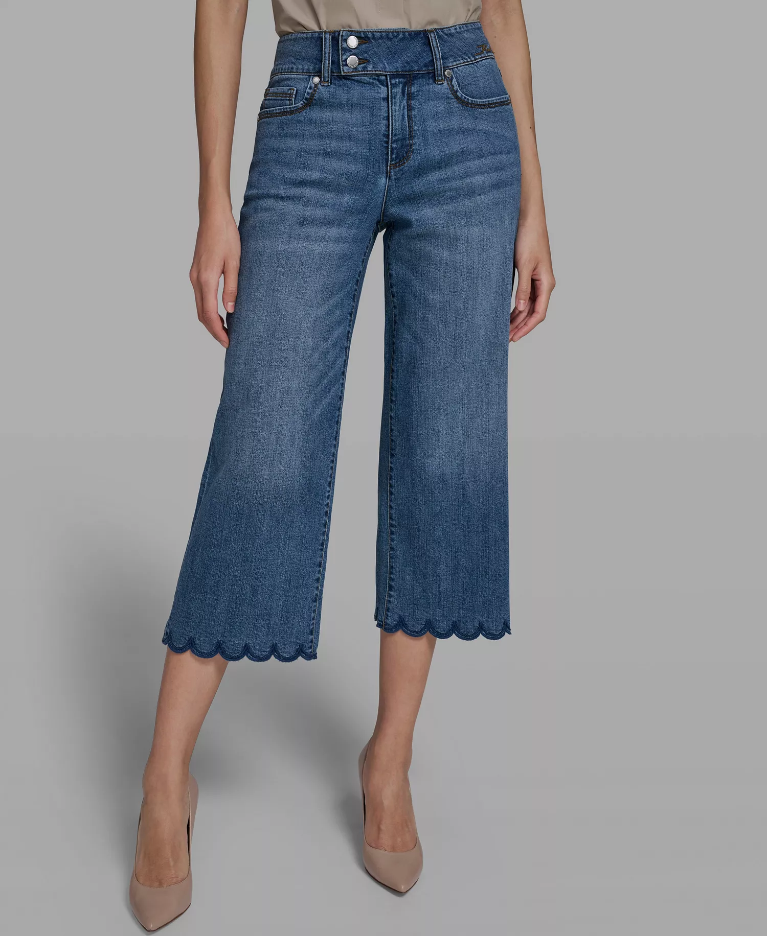 Women's Scallop Cropped Denim Pants - Costal Blue - 0