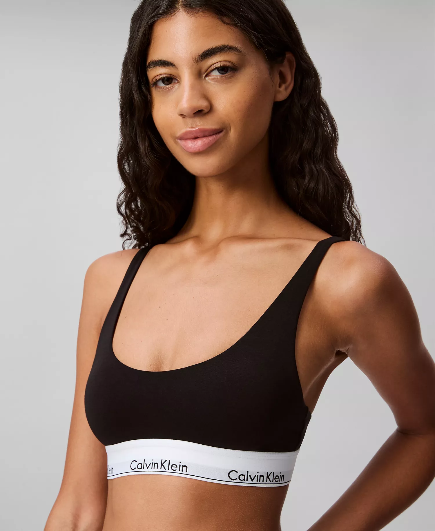 Calvin Klein Women's Modern Cotton Lightly Lined Bralette QF7586 - Black - L