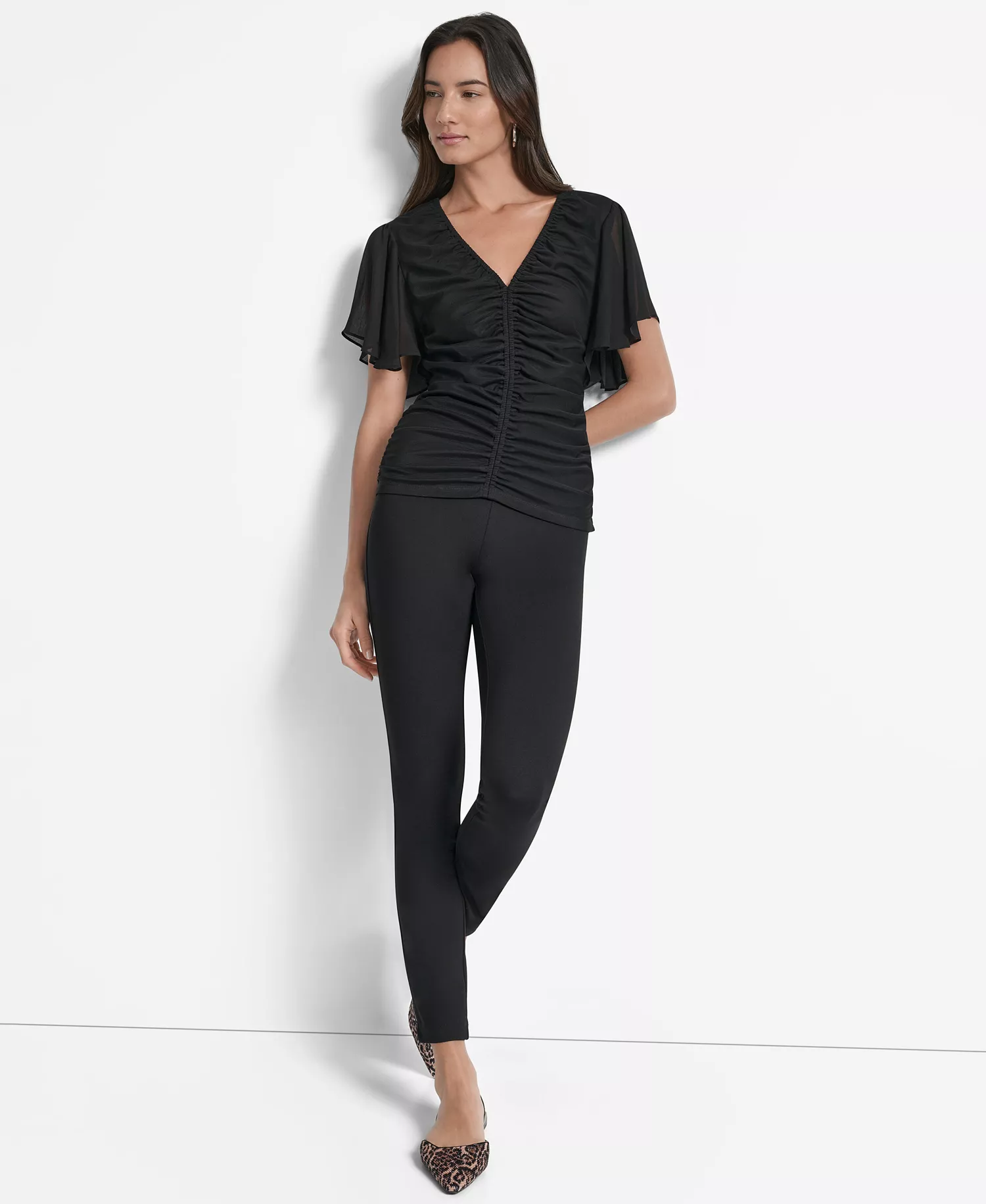 Women's Center-Ruched Flutter-Sleeve Top - Black - S