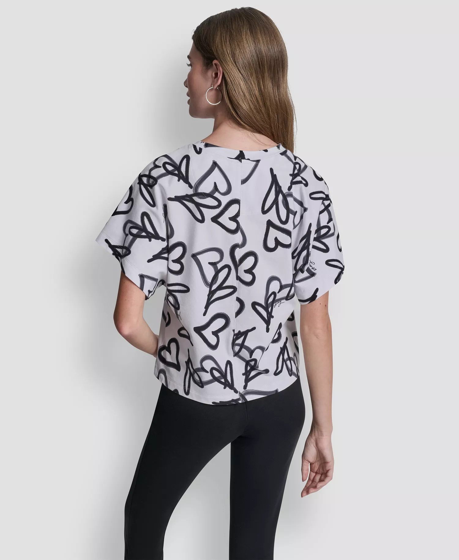 Women's Heart Print Short-Sleeve Crew Neck Top - Ivory Graffiti Heart - L