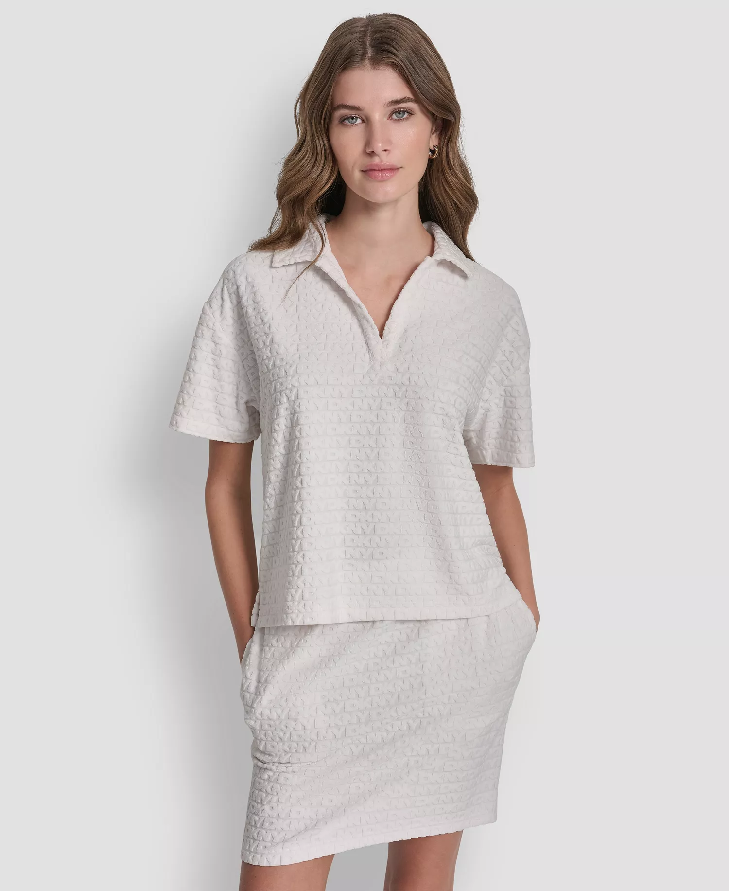 Women's Logo Jacquard Boxy Polo Collared T-Shirt - Ivory - L