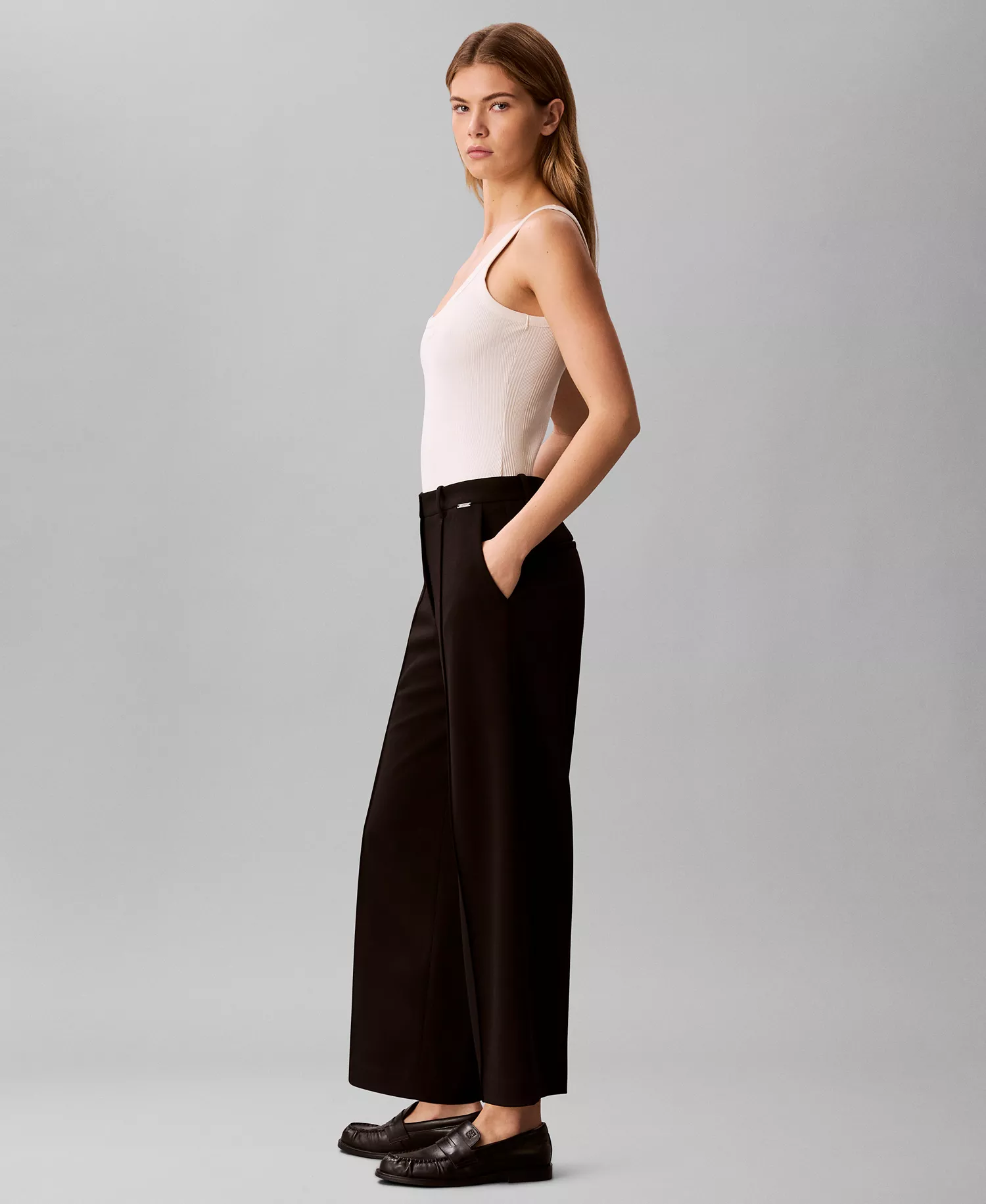 Women's High-Rise Cropped Wide-Leg Pants - Black - 10