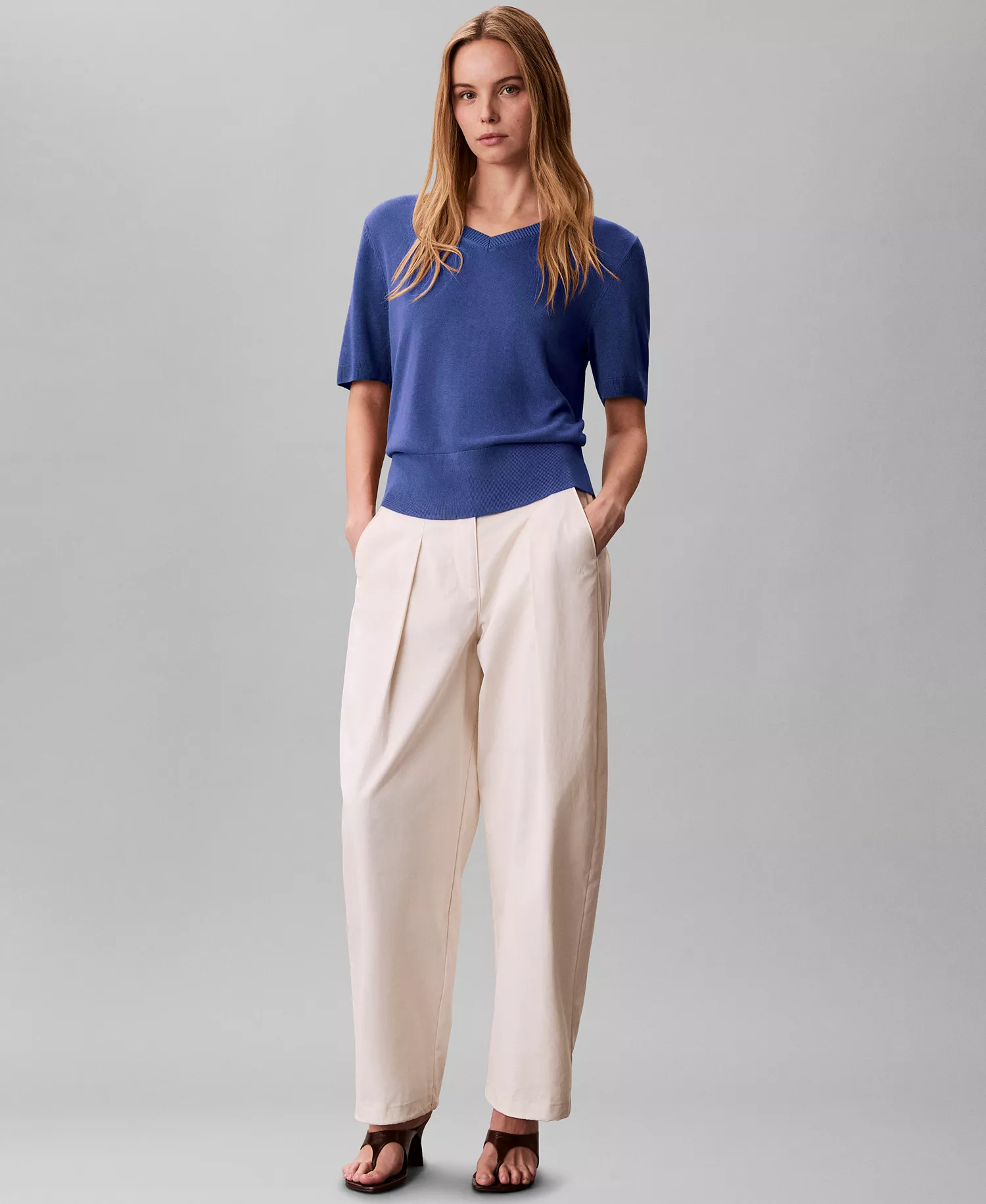 Women's V-Neck Knit Sweater - Blue River Fog - L