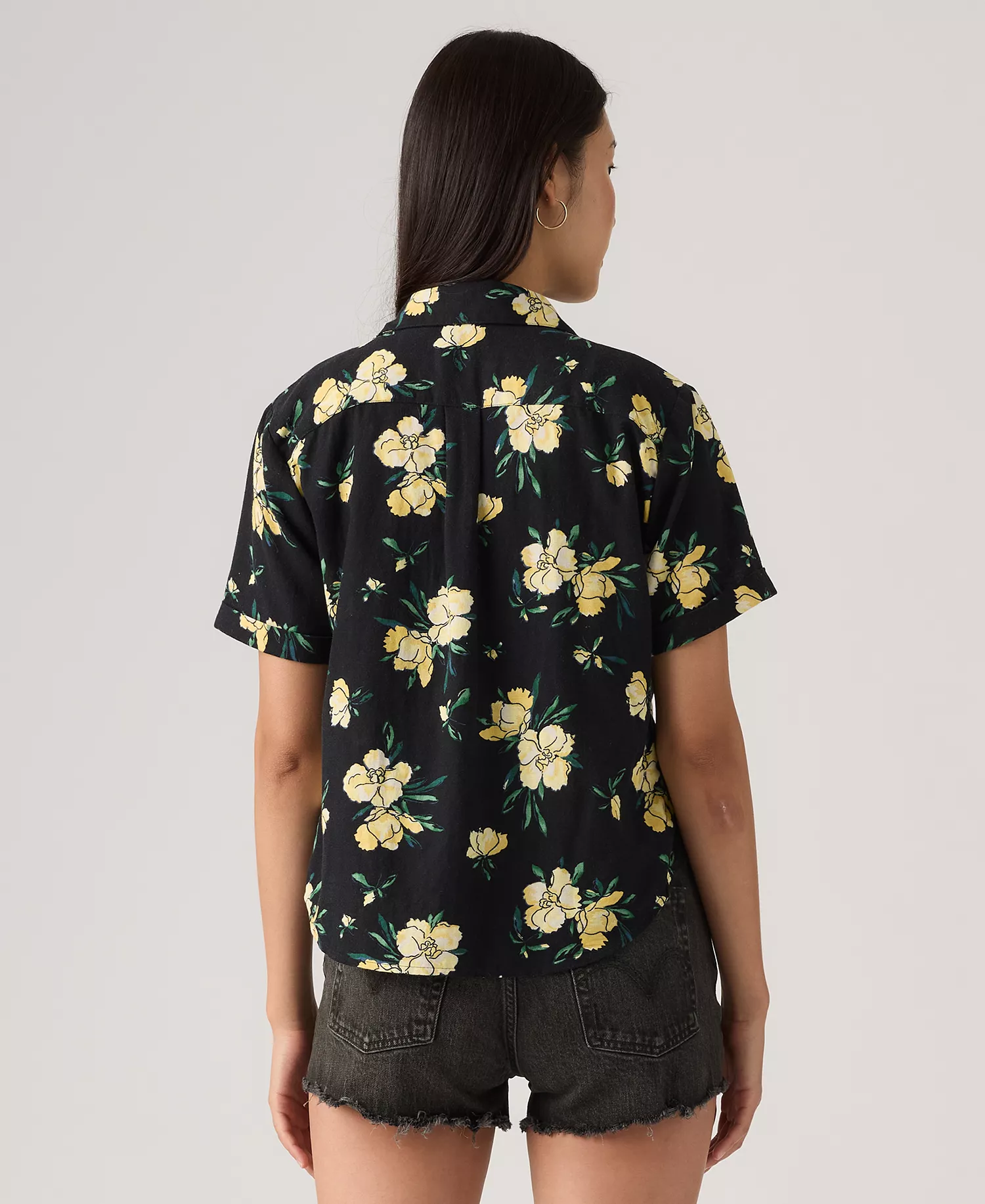 Women's Printed Short-Sleeve Camp Shirt - Blake Brushstroke Floral V5 Rattan - L