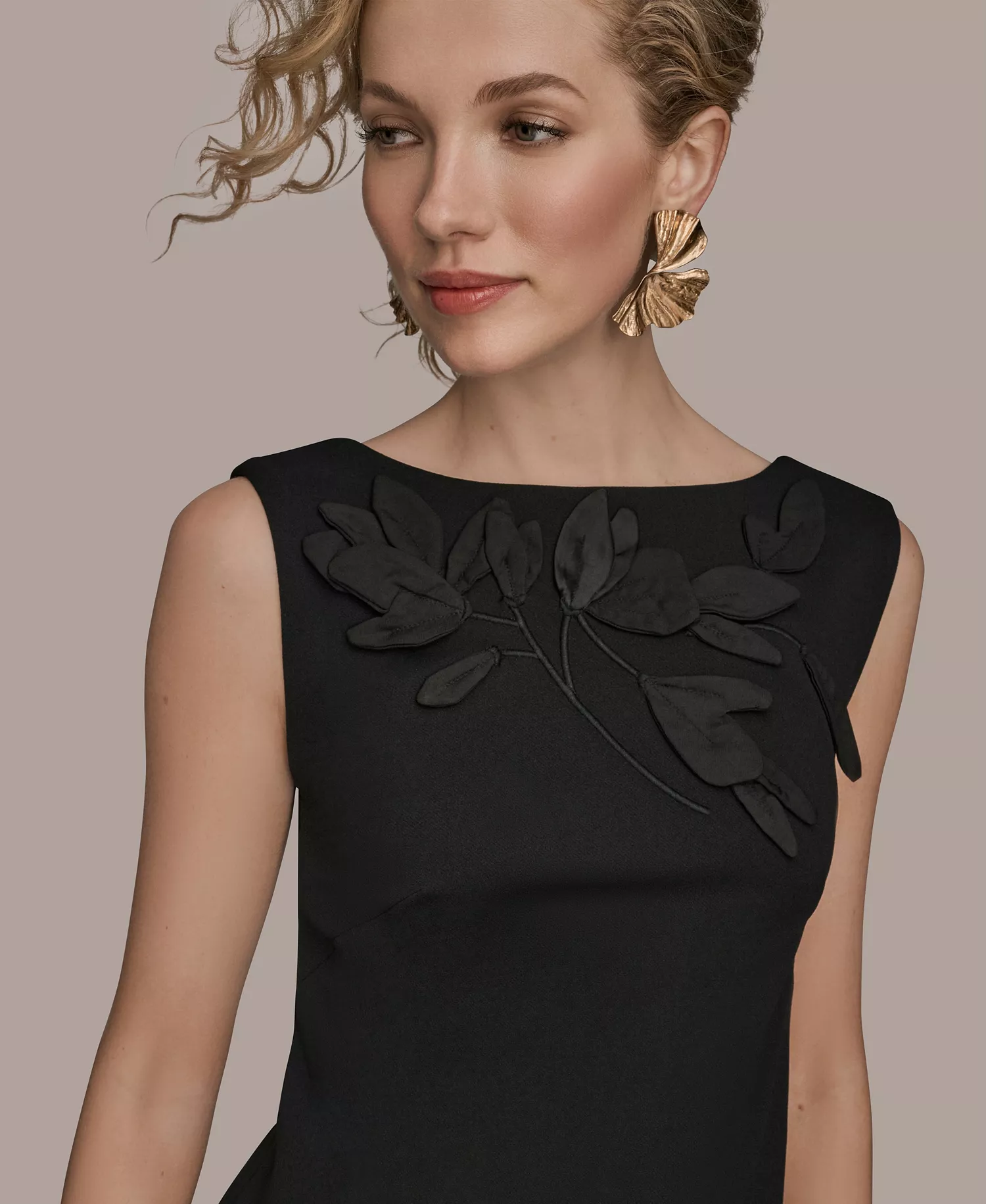 Women's 3D Floral Embroidered Dress - Black - 10