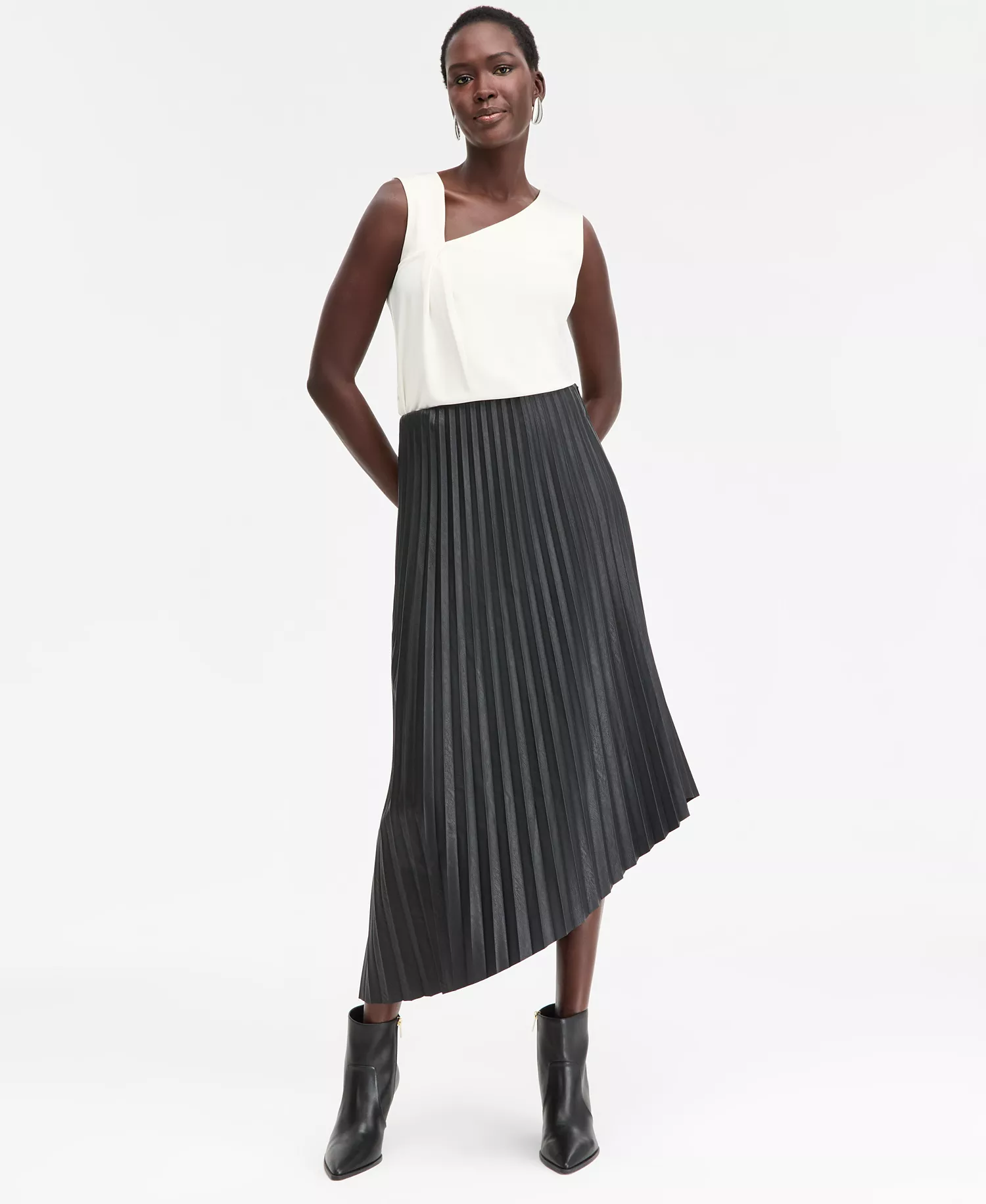 Women's Pleated Faux-Leather Asymmetrical Skirt, Macy's Exclusive - Mulberry Jam - M