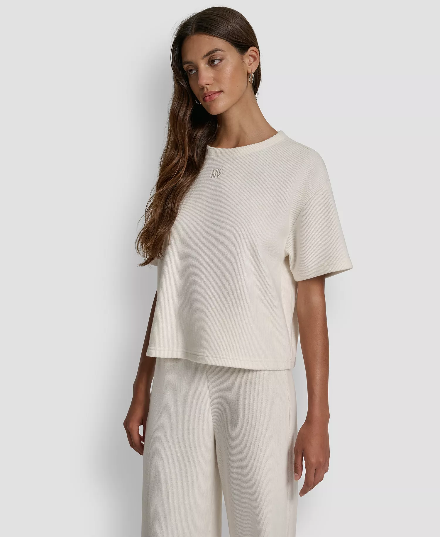 Women's Relaxed Boxy Fit T-Shirt - Eggnog - L