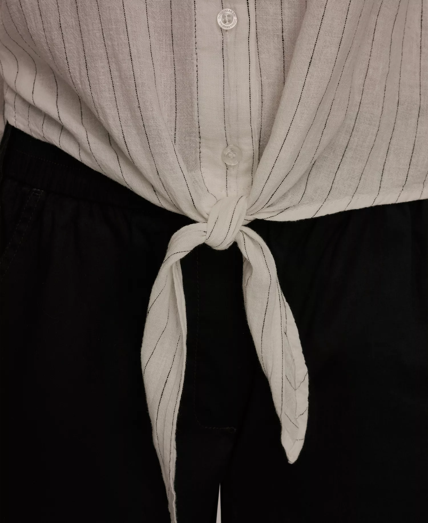 Women's Linen Button-Front Tie Blouse - Cream/Black - L