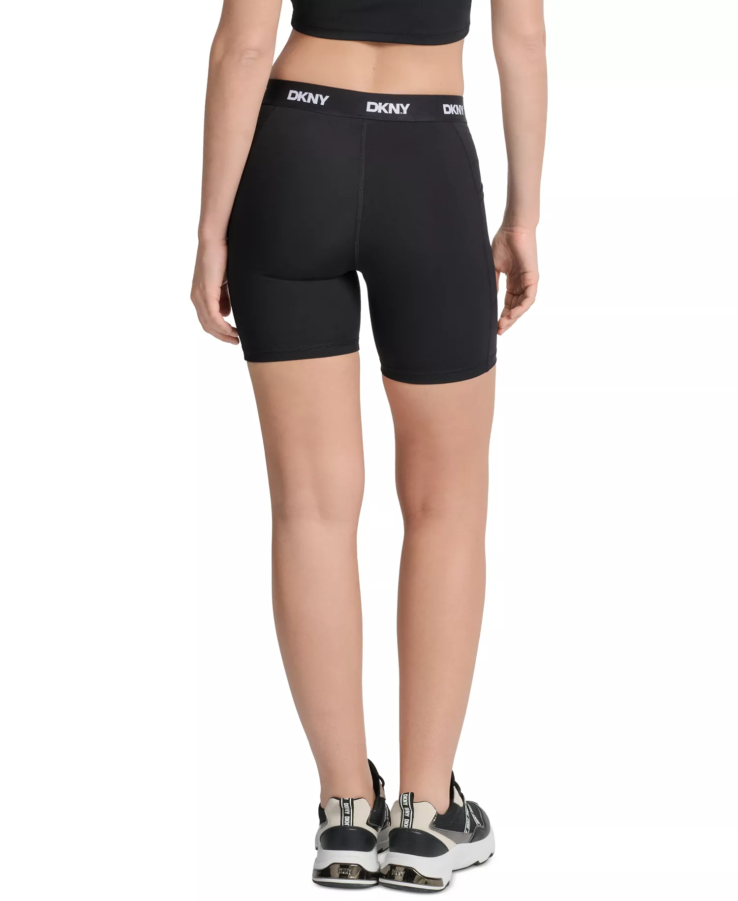 Women's Balance Compression Super High-Rise 6 Bike Shorts - Black - L