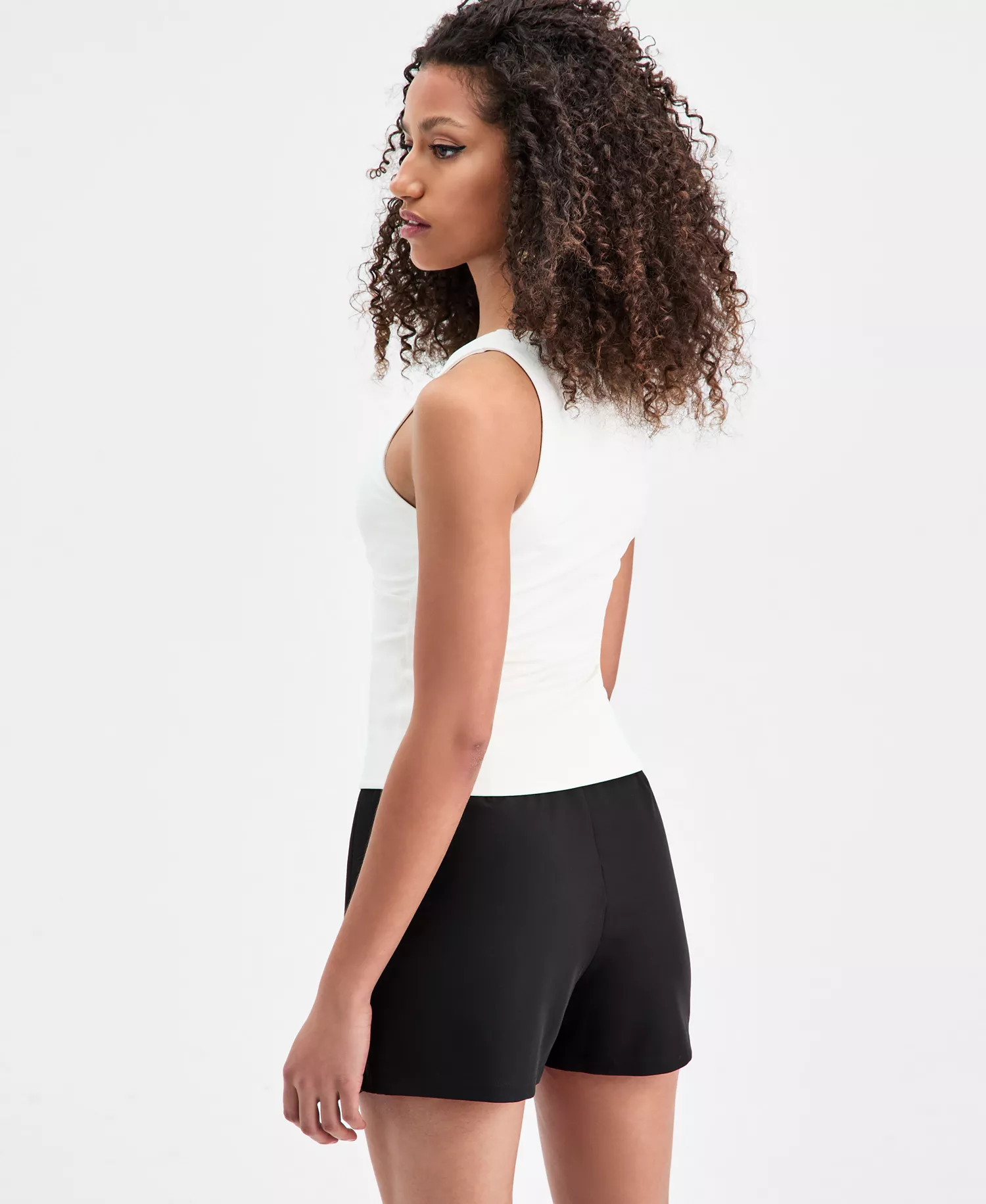 Women's Twist-Front Sleeveless Top, Macy's Exclusive - Crema - L