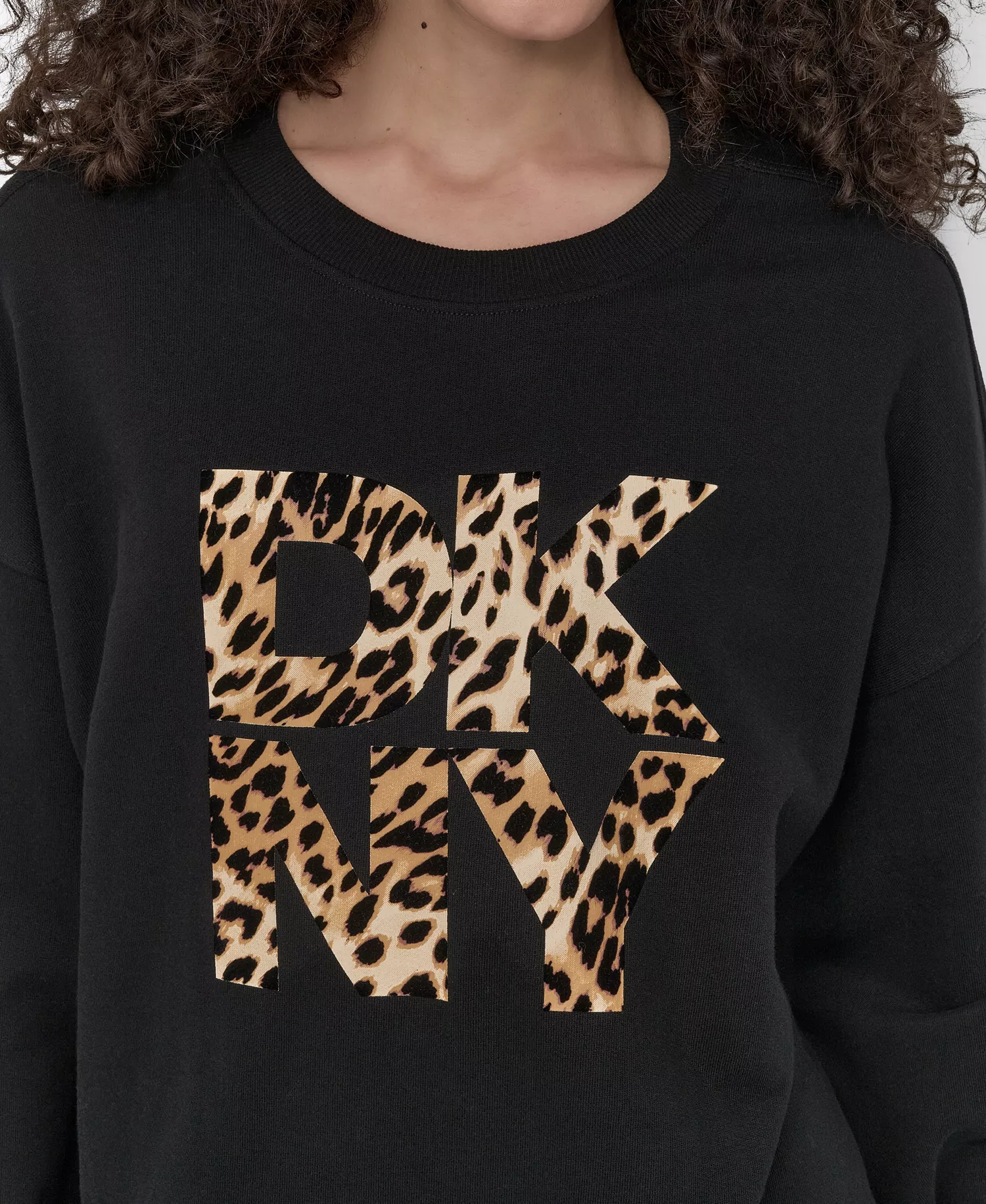 Women's Stacked Flock Logo Crew Neck Top - Eggnog - L