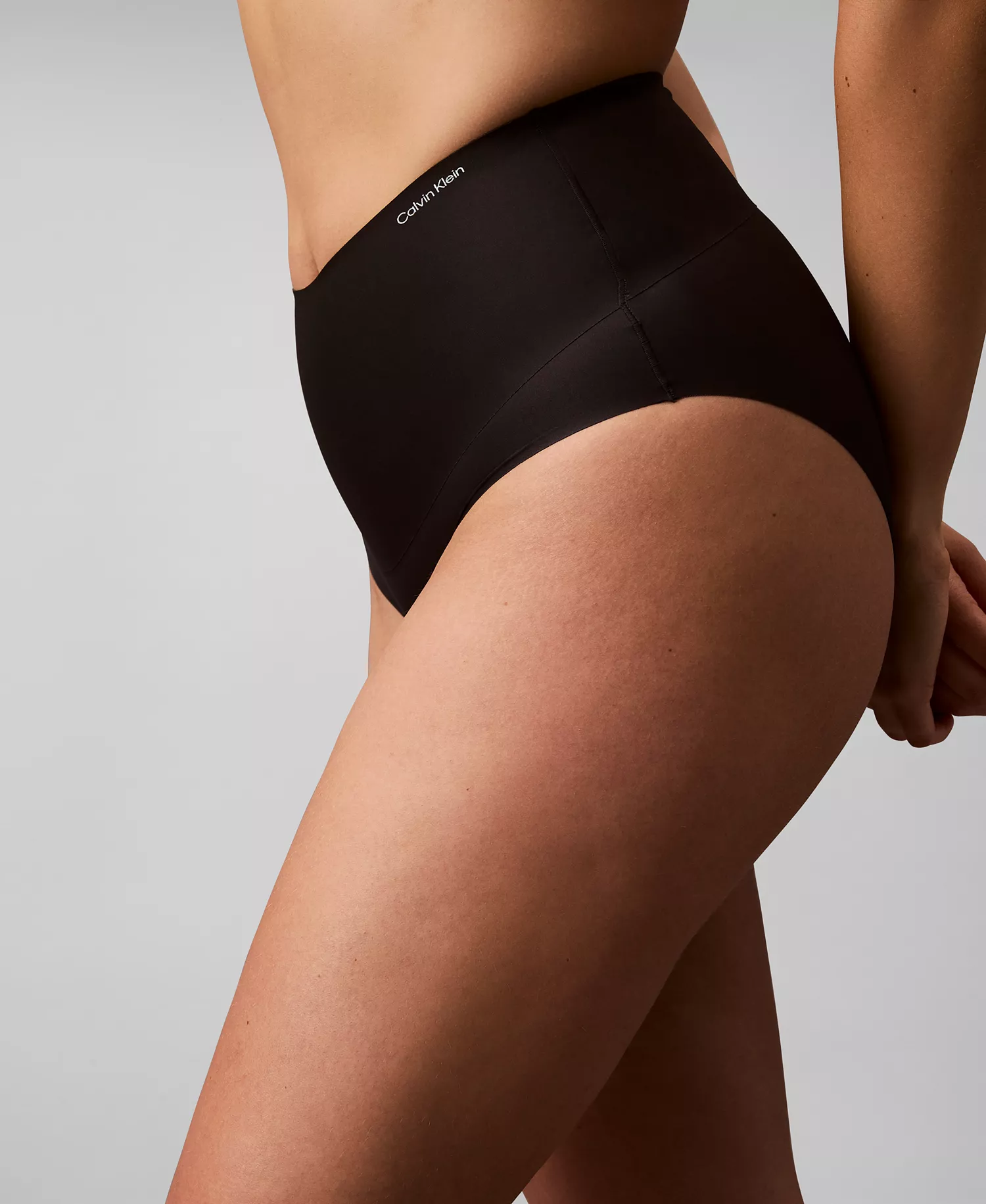 Women's Second Skin Light Smoothing Brief Underwear QF8156 - Black - L