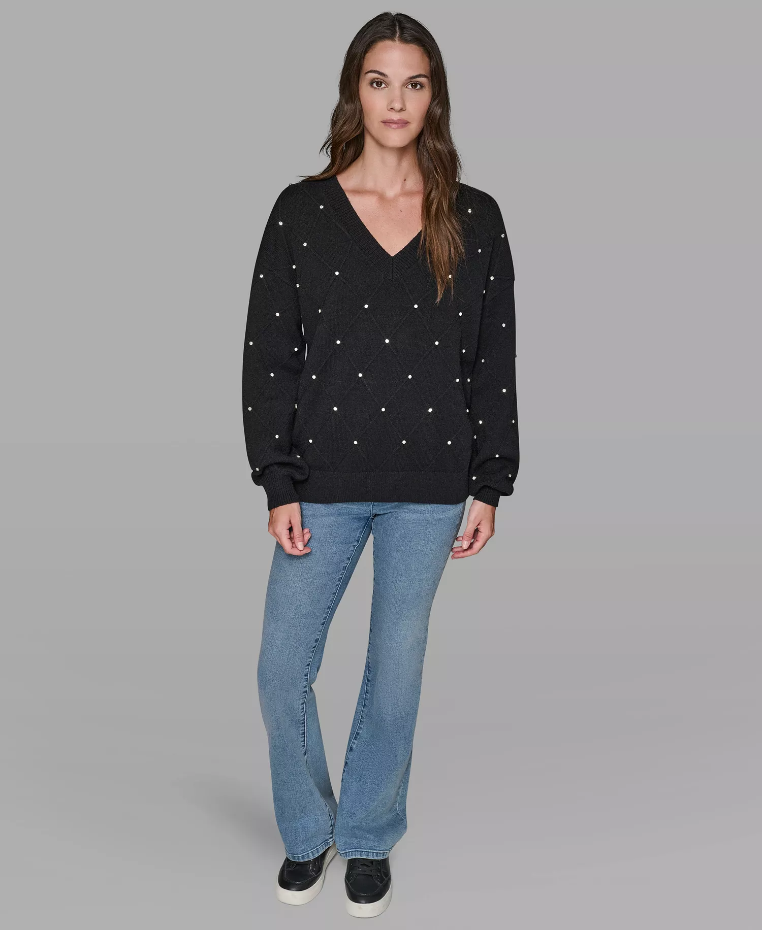 V-Neck Diamond Pattern Sweater - Black - XS
