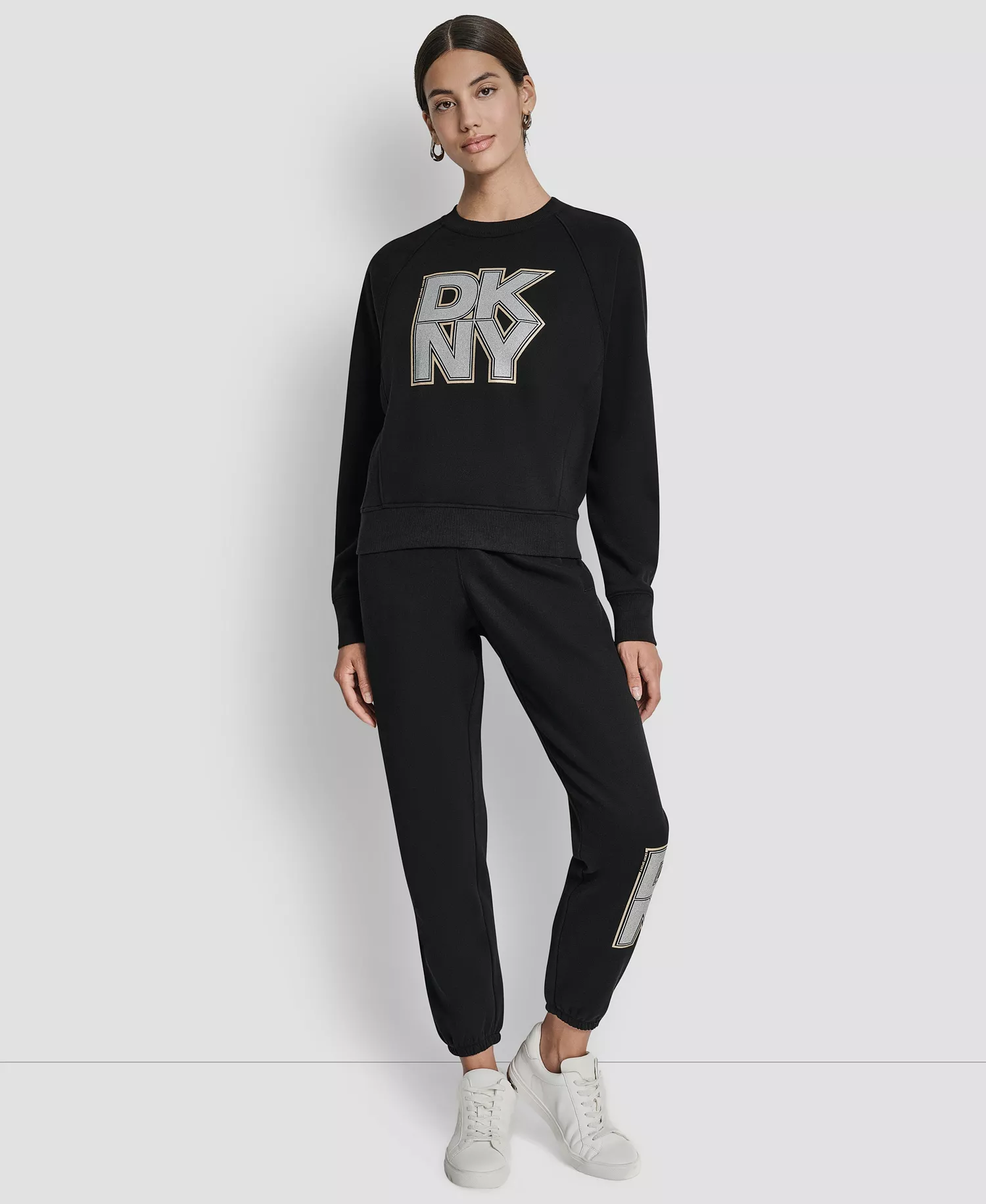 Women's Mixed Metal Stack Glitter Crewneck Top - Black - L