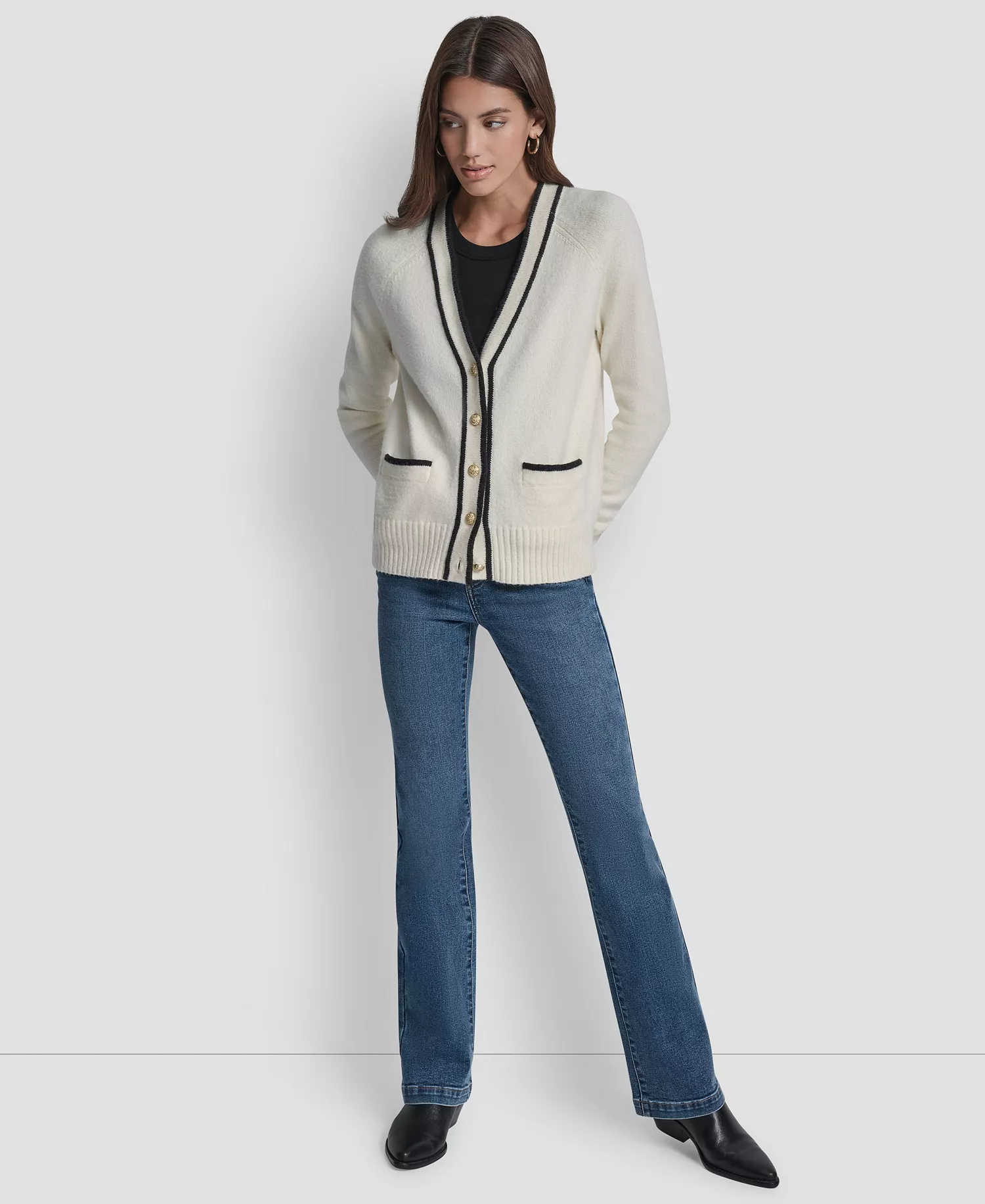 Women's Long Sleeve Tipped V-Neck Cardigan Sweater - Eggnog/Black - L